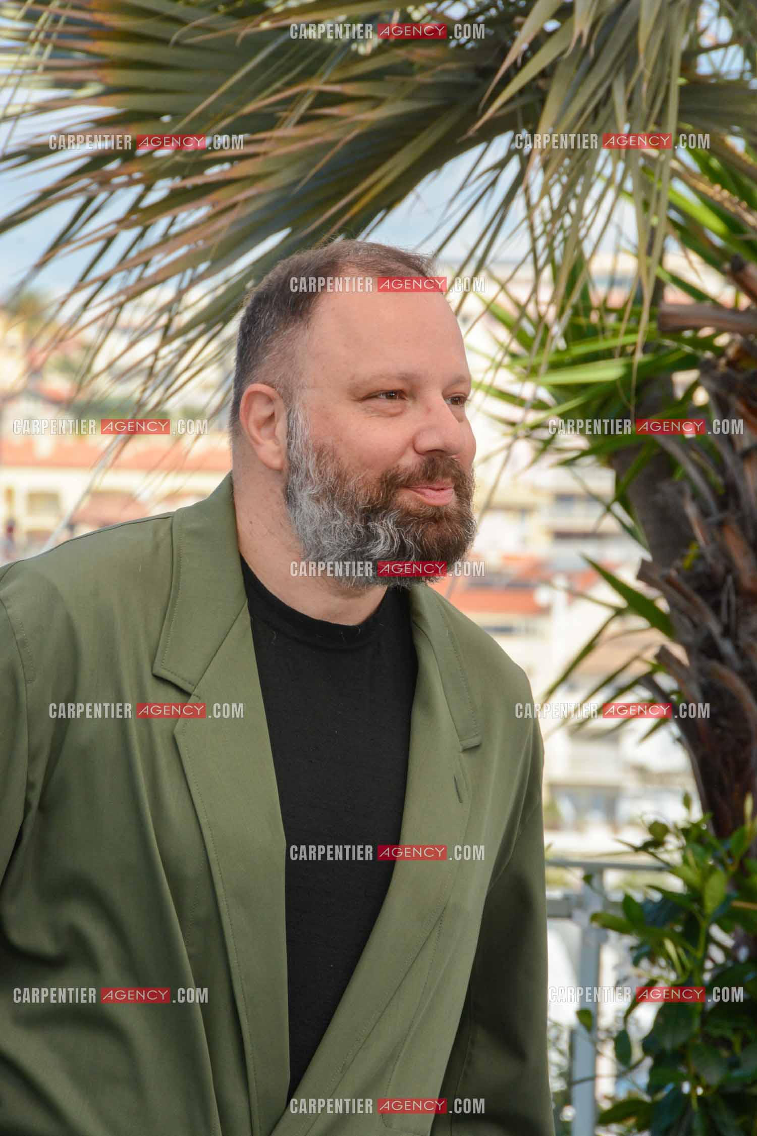 Festival de Cannes 2024. 77e édition du 14 au 25 Mai 2024. Photocall du film "Kinds of Kindness". Le réalisateur Grec Yorgos Lanthimos.