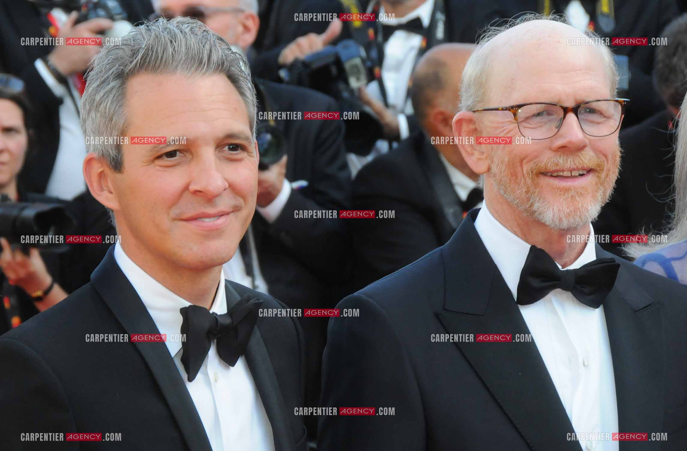 Ouverture du  77ème Festival de Cannes du 14 au 25 mai 2024. Montée des marches du film “ Emilia Perez “. Justin Wilkes et Ron Howard.