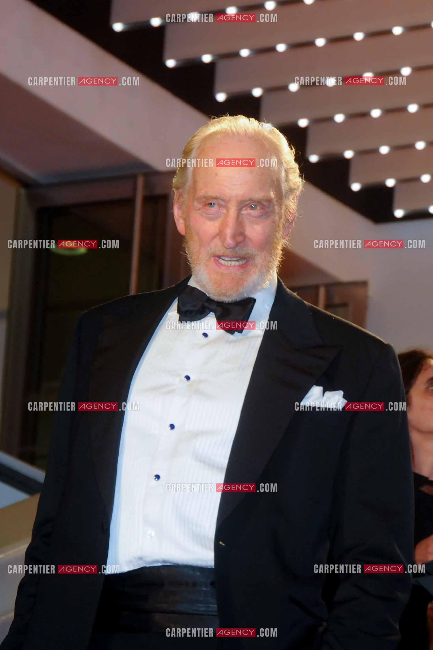 Ouverture du  77ème Festival de Cannes du 14 au 25 mai 2024. Montée des marches du film “ Emilia Perez “. Charles Dance.