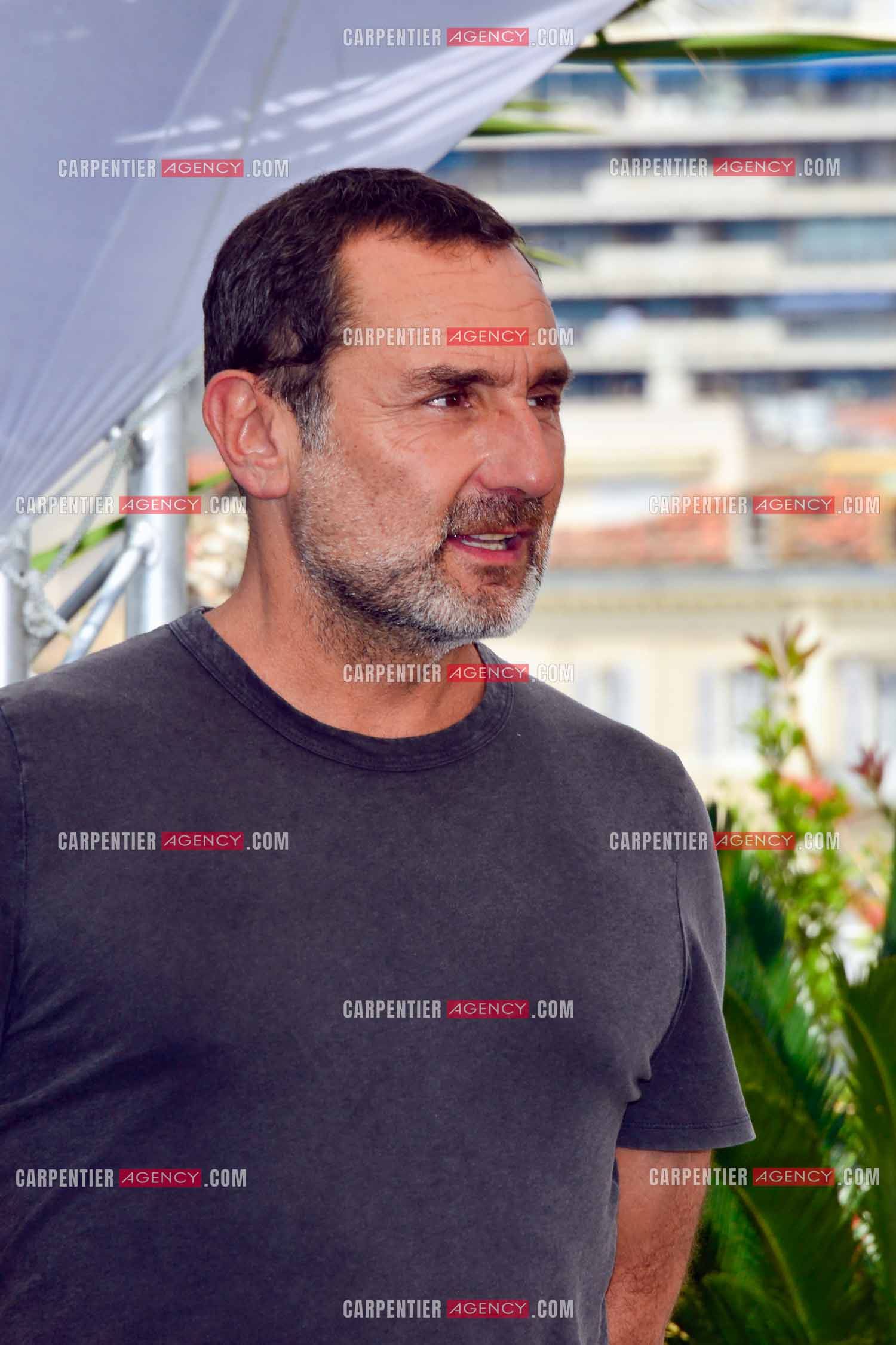 Festival de Cannes 2022. 75e édition, du 17 au 28 mai 2022 au Palais des festivals à Cannes. L'acteur Gilles Lellouche assiste au photocall pour la projection du film “ Les causes de la Toux “.