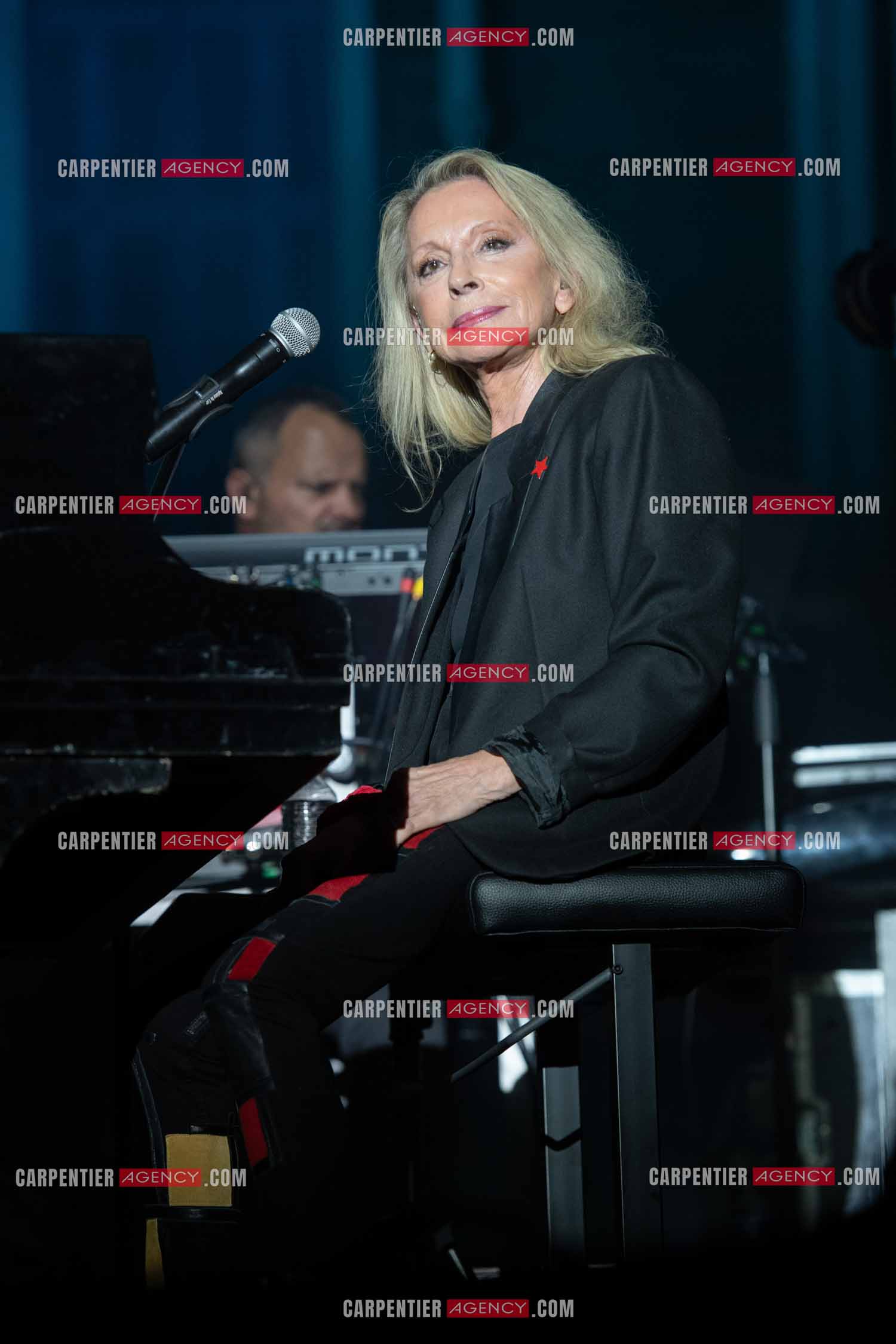 La chanteuse Véronique Sanson en concert lors du festival d'été de Soliès Pont le 17 juillet 2021.  ( Exclusif )