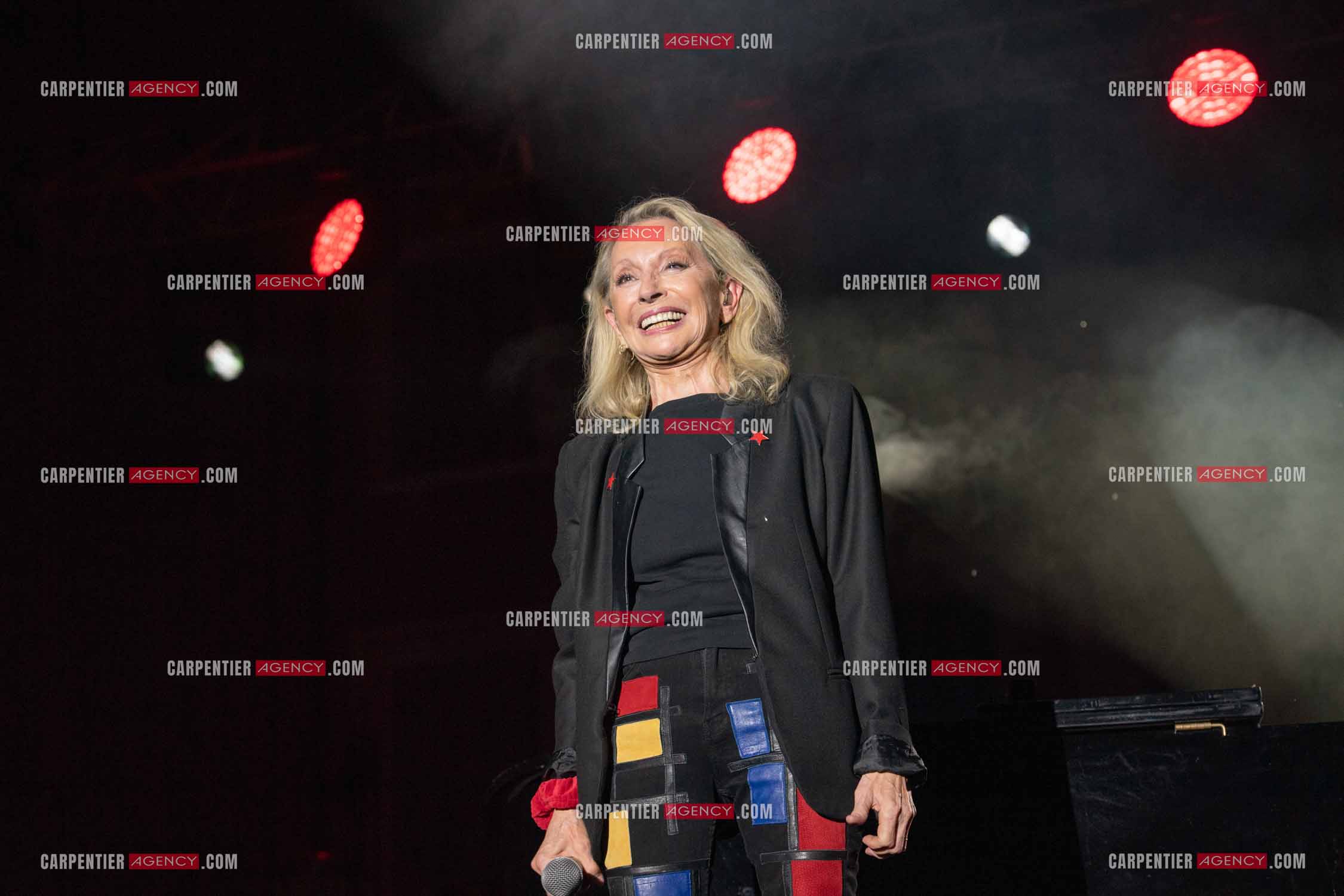 La chanteuse Véronique Sanson en concert lors du festival d'été de Soliès Pont le 17 juillet 2021.  ( Exclusif )