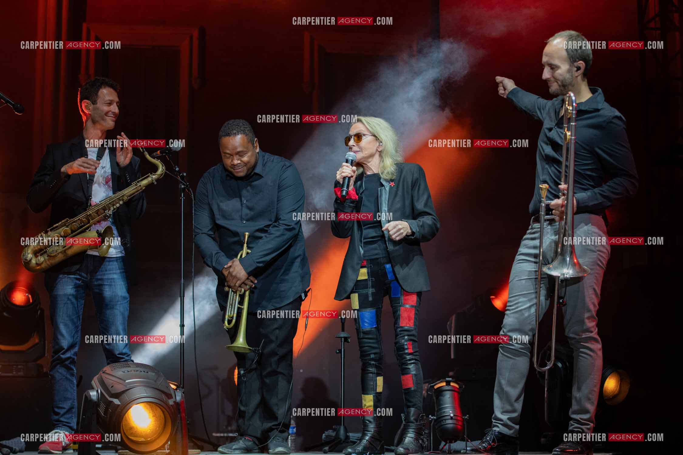 La chanteuse Véronique Sanson en concert lors du festival d'été de Soliès Pont le 17 juillet 2021.  ( Exclusif )