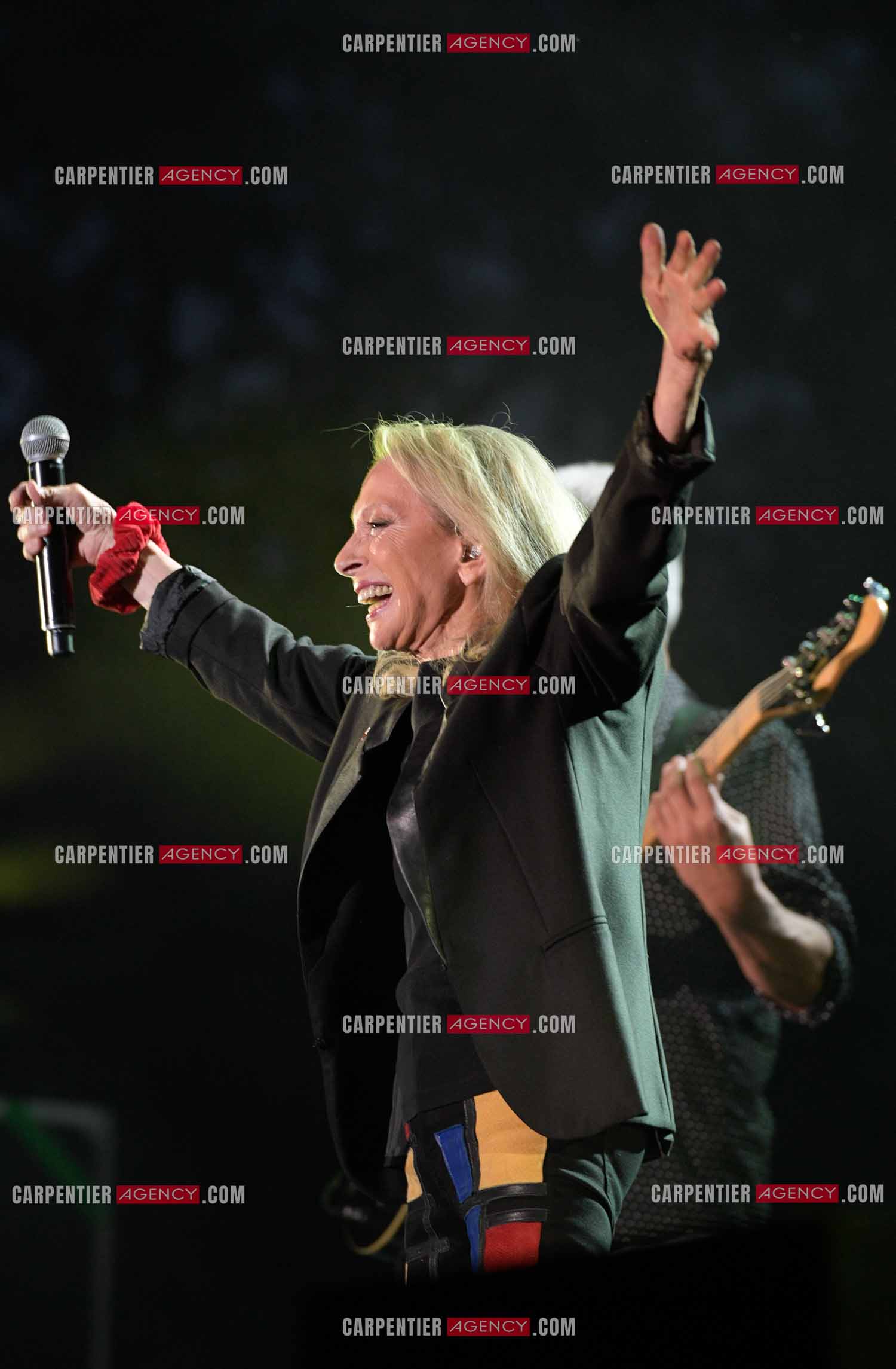 La chanteuse véronique Sanson en concert pour le festival du château de Solliès-Pont en 2021.   ( Exclusif )