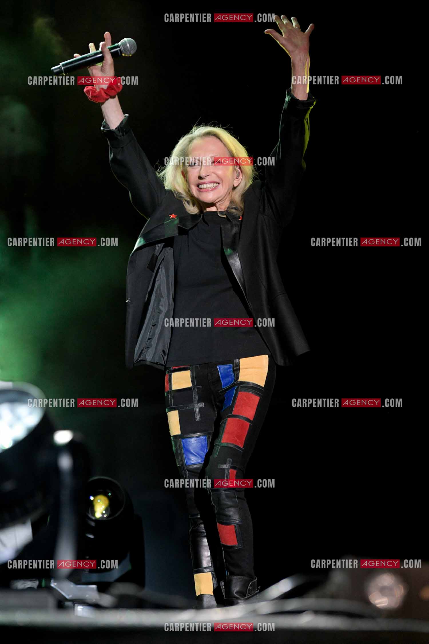 La chanteuse véronique Sanson en concert pour le festival du château de Solliès-Pont en 2021.   ( Exclusif )