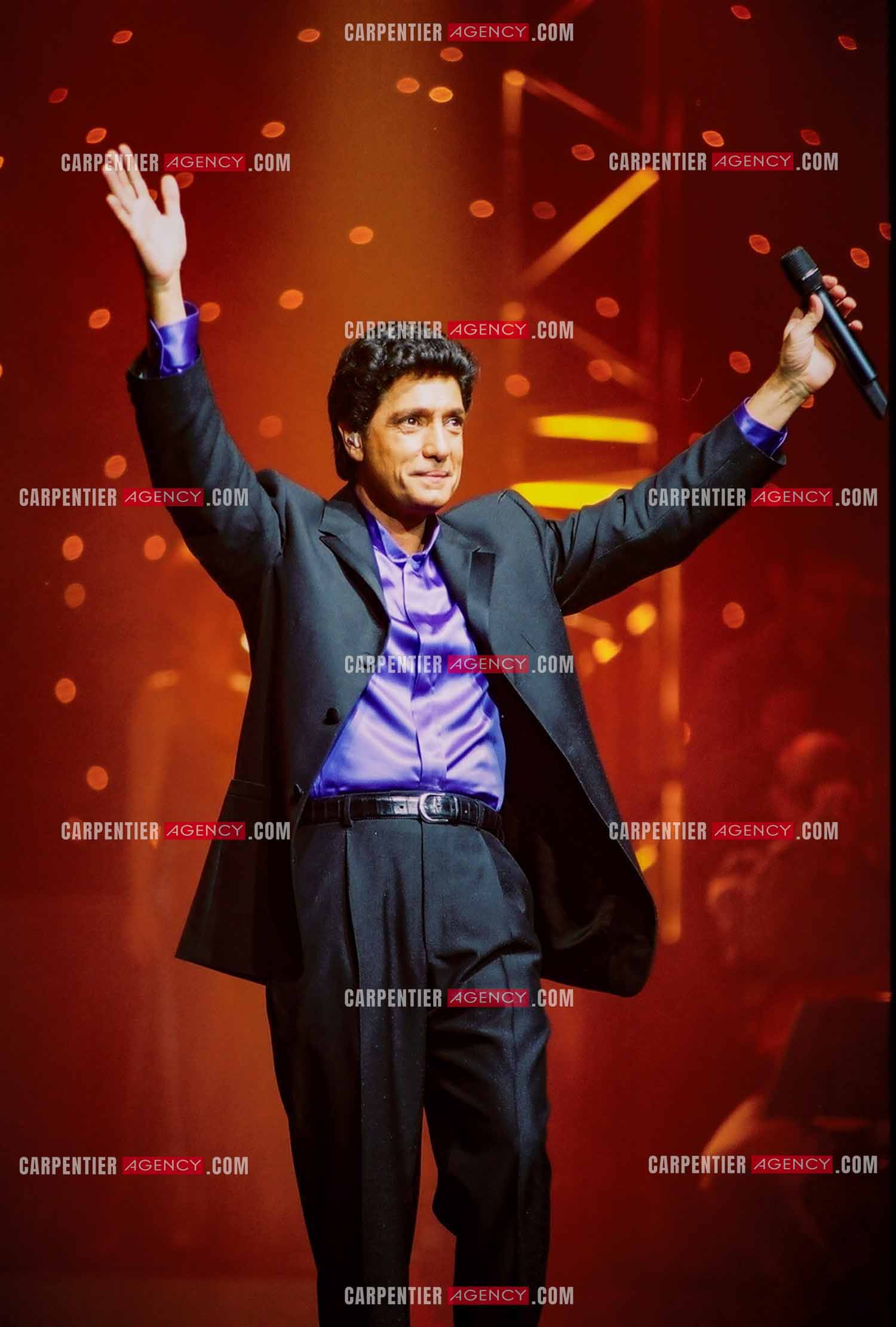 Le chanteur Frédéric François à l'Olympia du 10 au 19 mars 2000.  ( Exclusif )