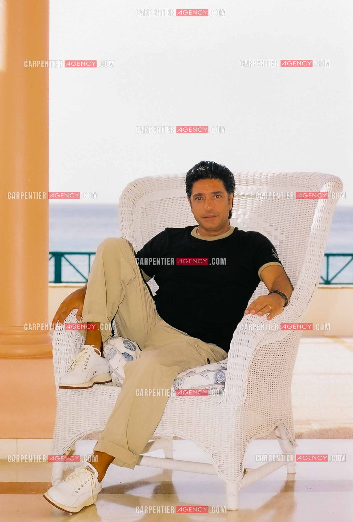 Le chanteur Frédéric François lors des escales de sa croisière aux Caraïbes en 2001.  ( Exclusif )