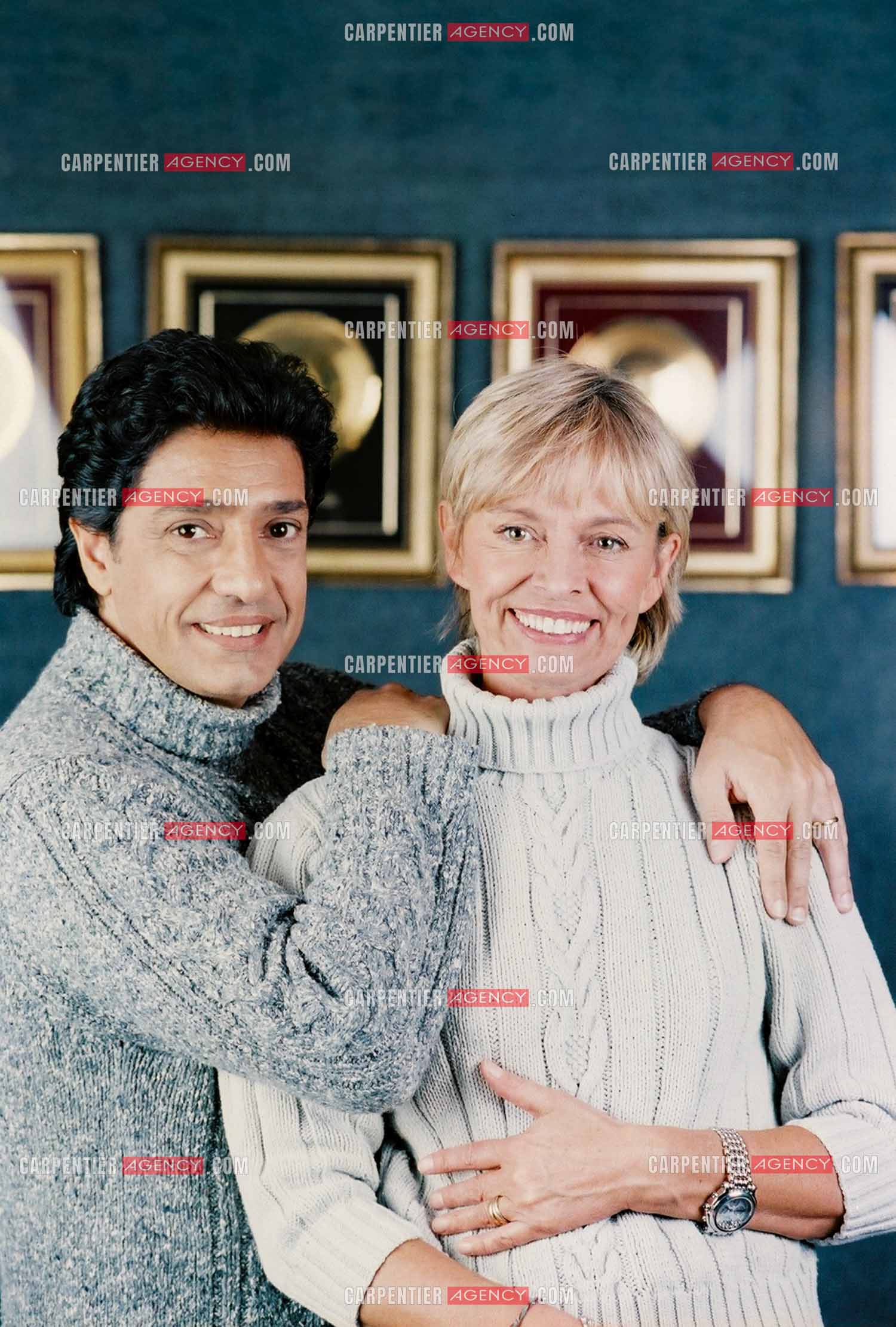 Le chanteur Frédéric François chez lui en Belgique. Frédéric et sa femme Monique.  ( Exclusif )