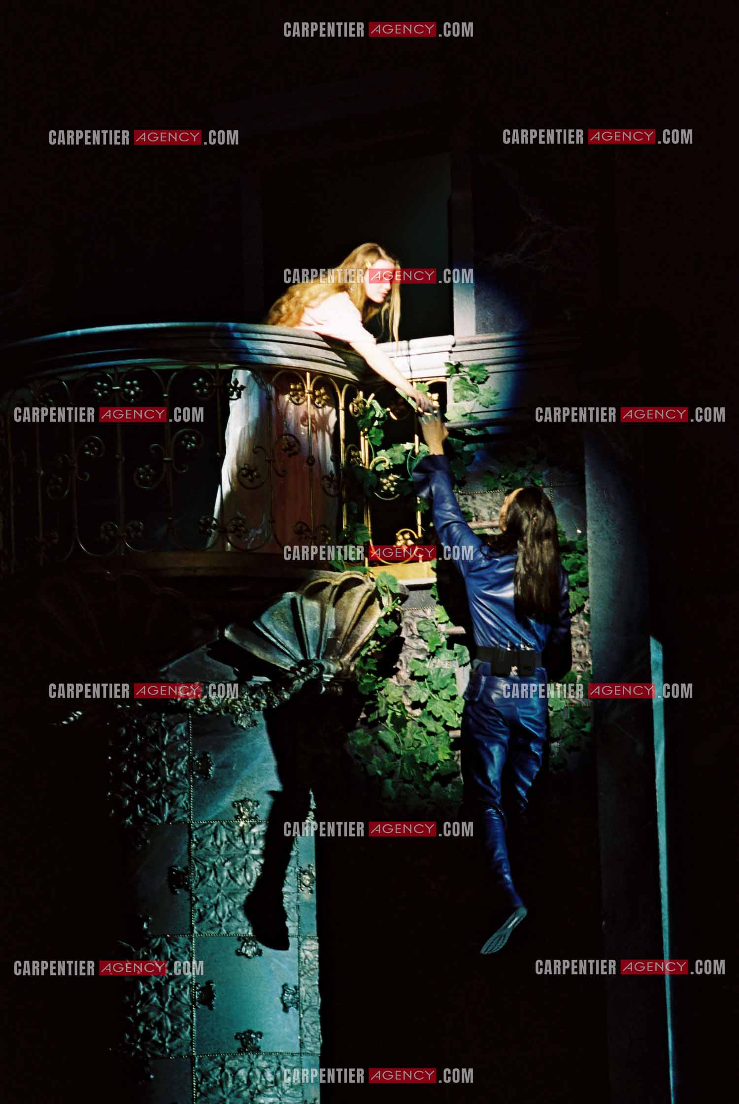 Photo R-JUL-2001-54059