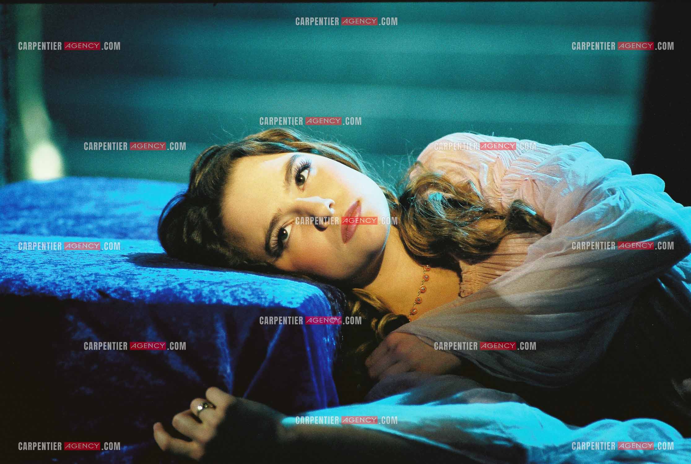 Photo R-JUL-2001-54046