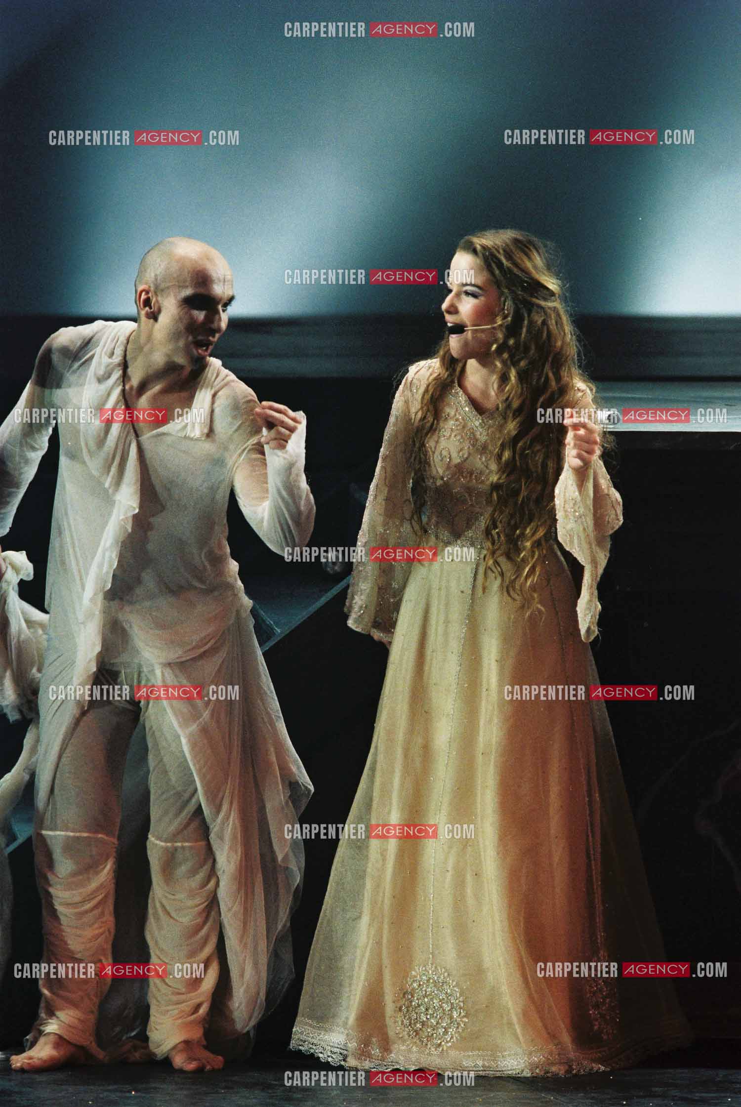 Photo R-JUL-2001-54158