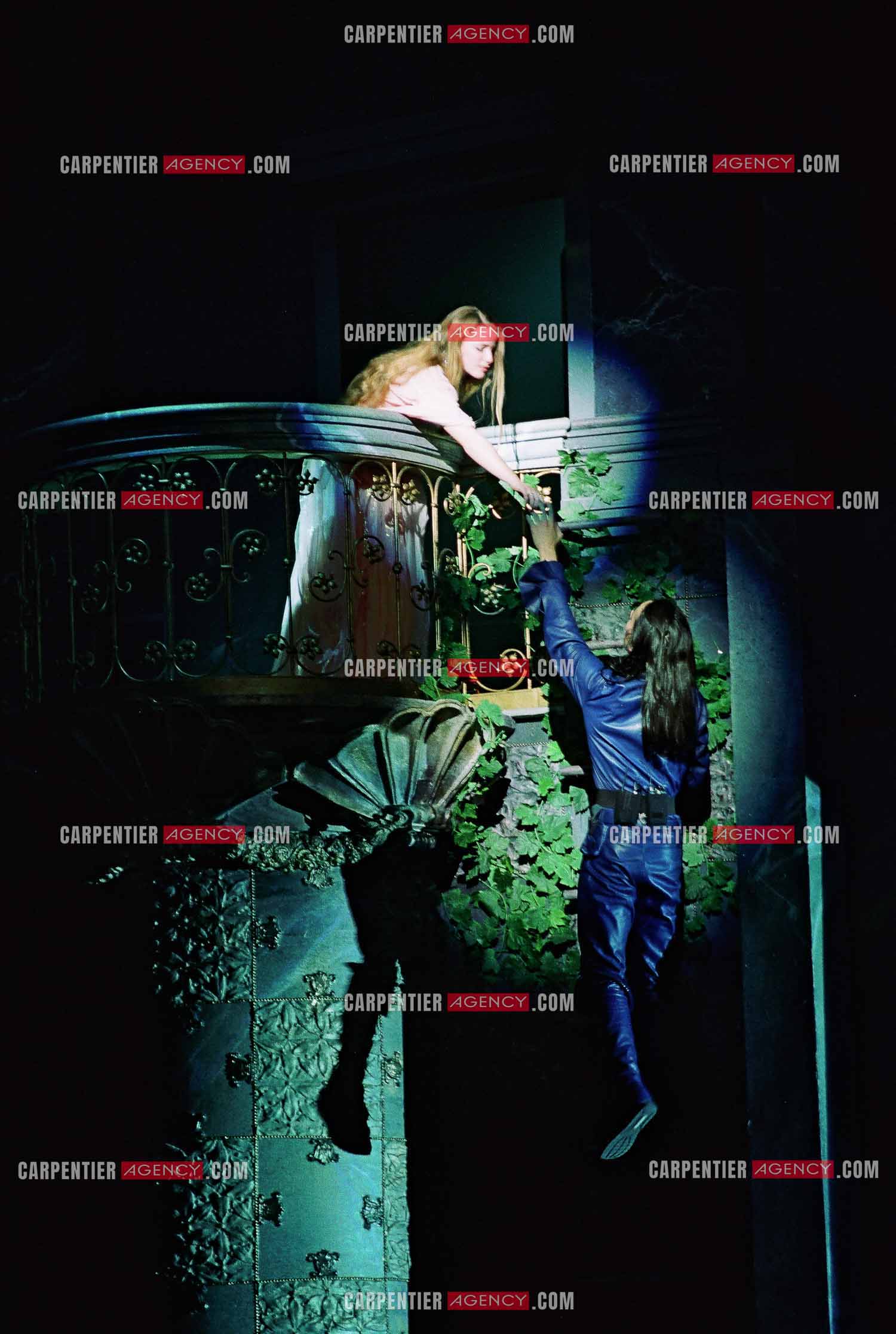 Photo R-JUL-2001-54141