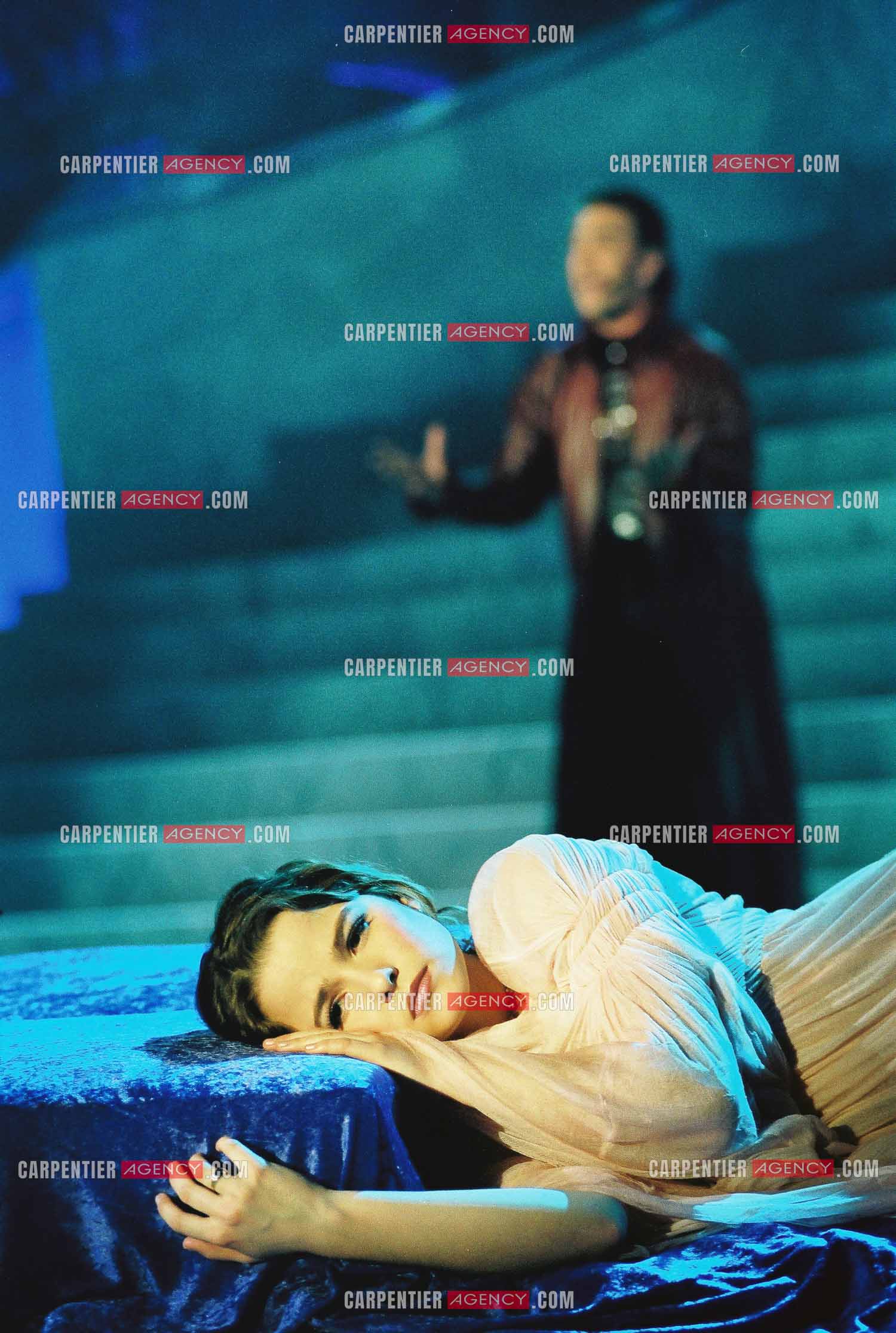 Photo R-JUL-2001-54232