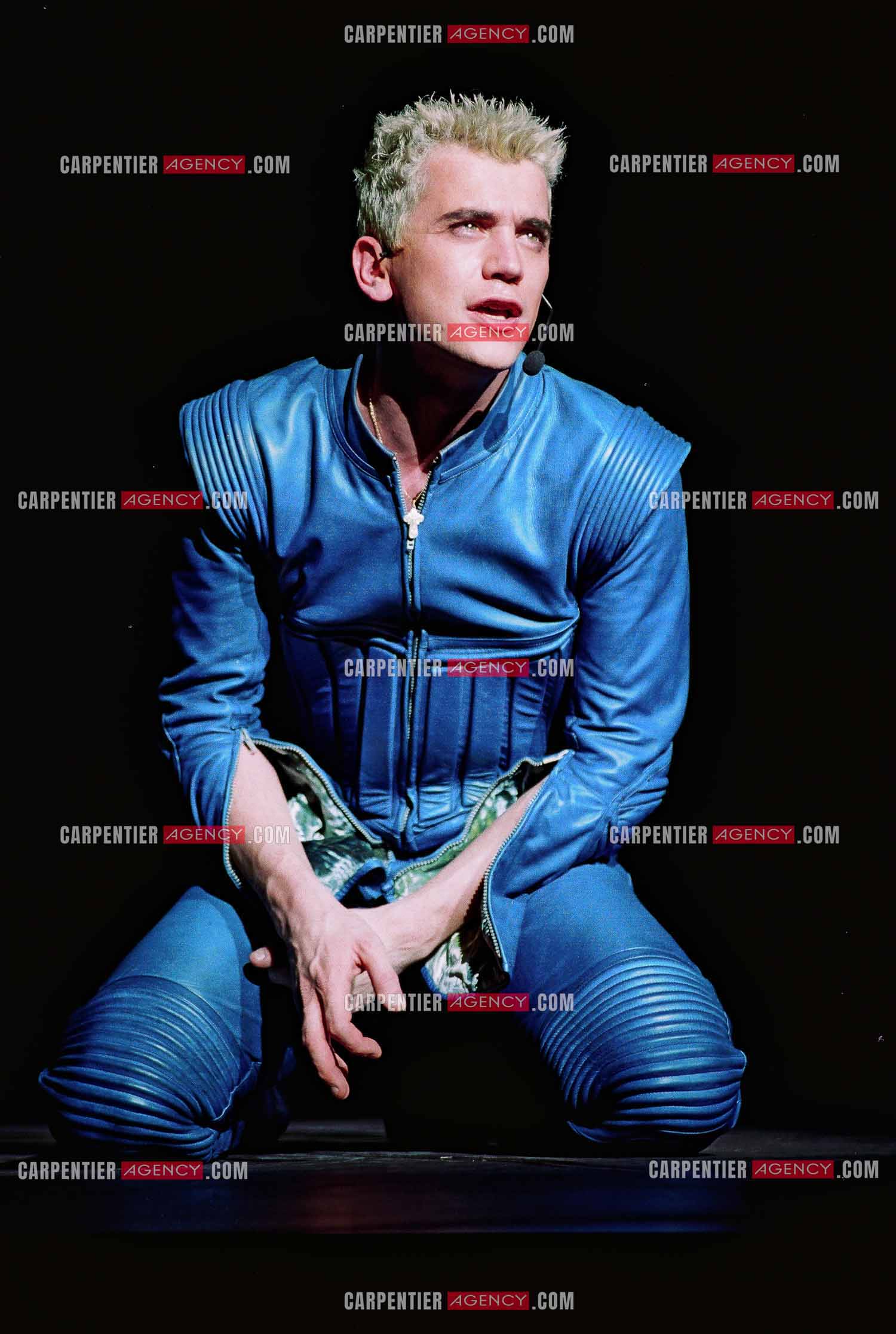 Photo R-JUL-2001-54250