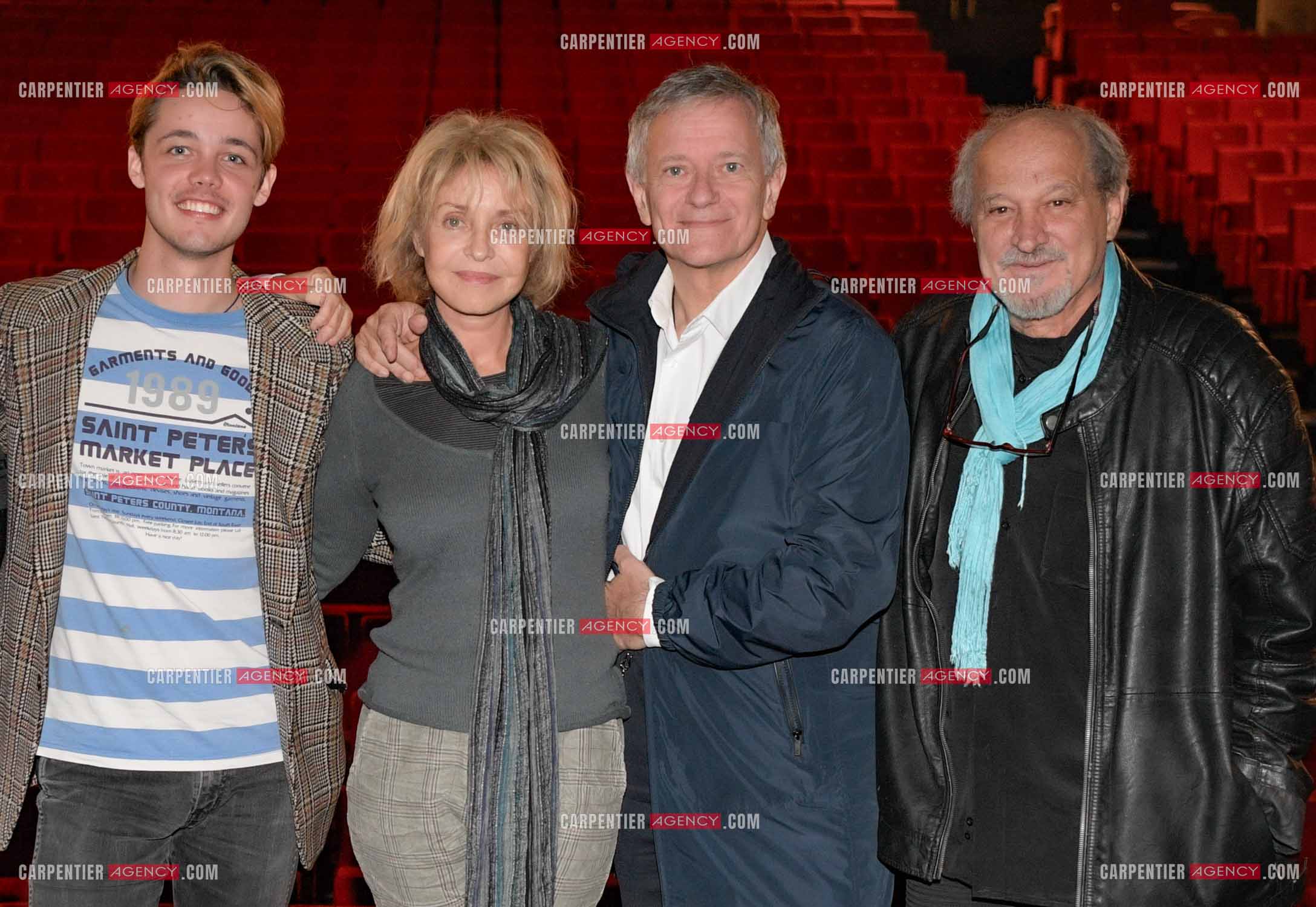 Le directeur du théâtre Toursky à Marseille Richard Martin. Louis Le Barazer, Fanny Cottençon, Francis Huster et Richard Martin.  ( Exclusif )