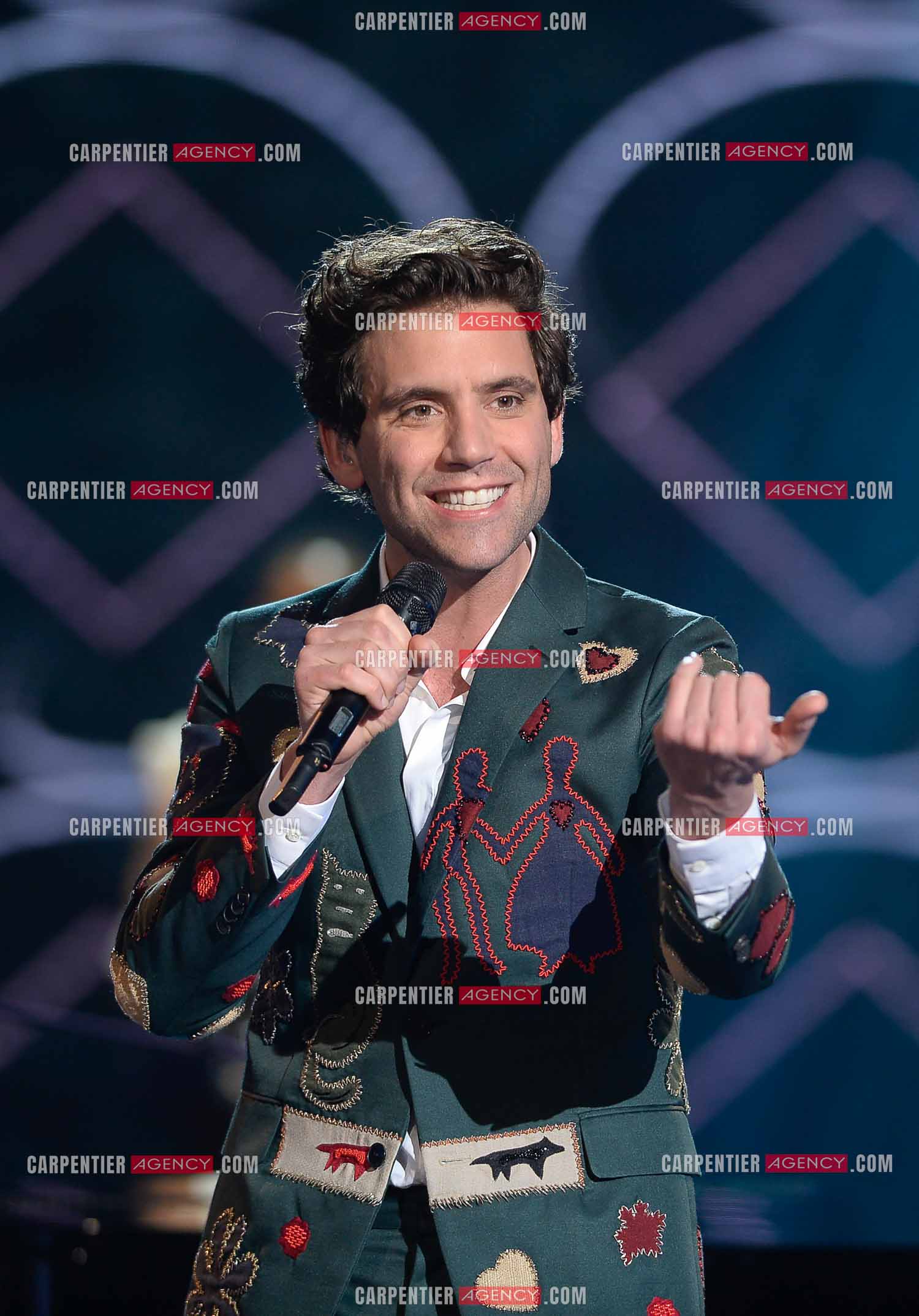 Le coach Mika lors de l'émission The Voice.  ( Exclusif )