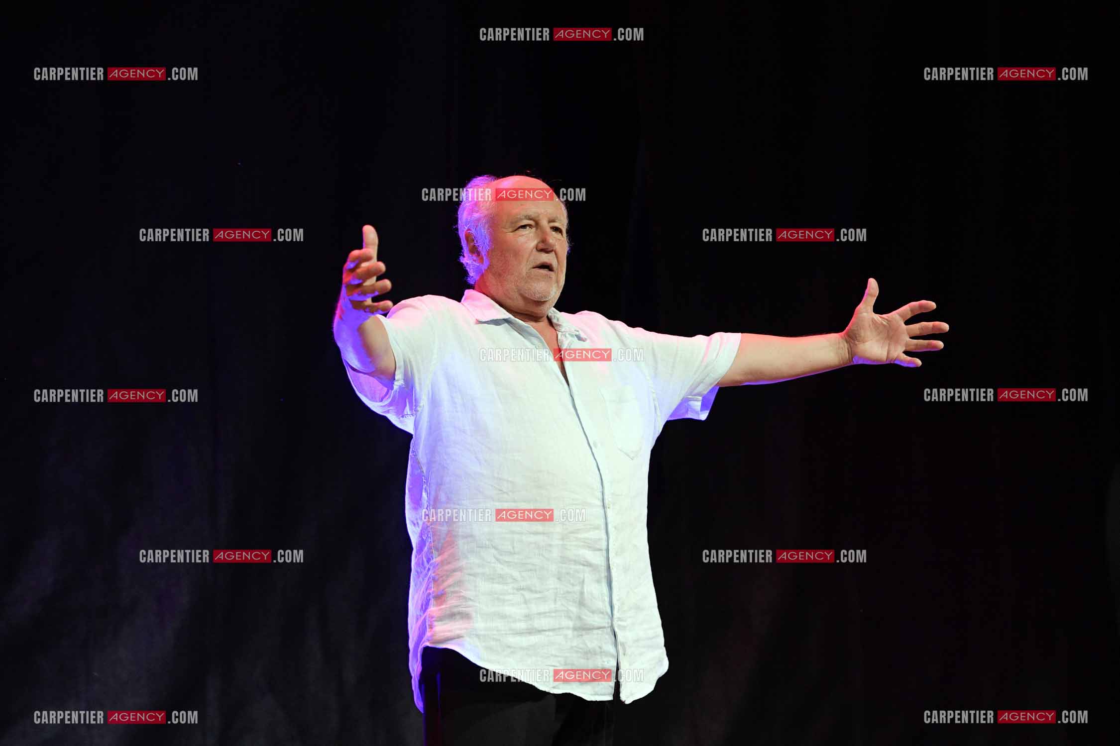 L'humoriste Marc Jolivet au parc Jourdan d'Aix en Provence.        ( Exclusif )