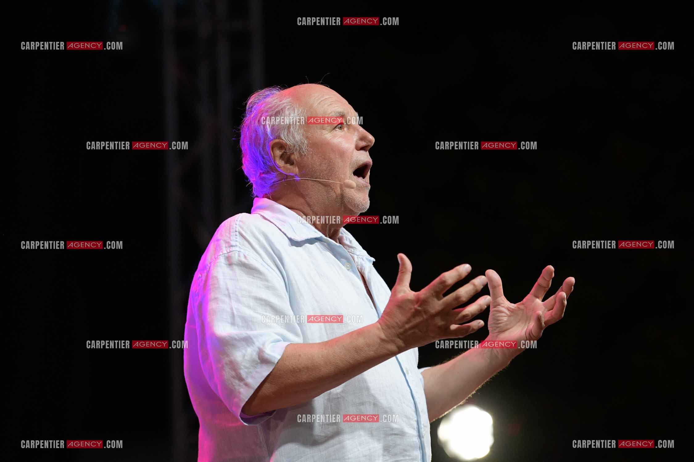 L'humoriste Marc Jolivet au parc Jourdan d'Aix en Provence. ( Exclusif )