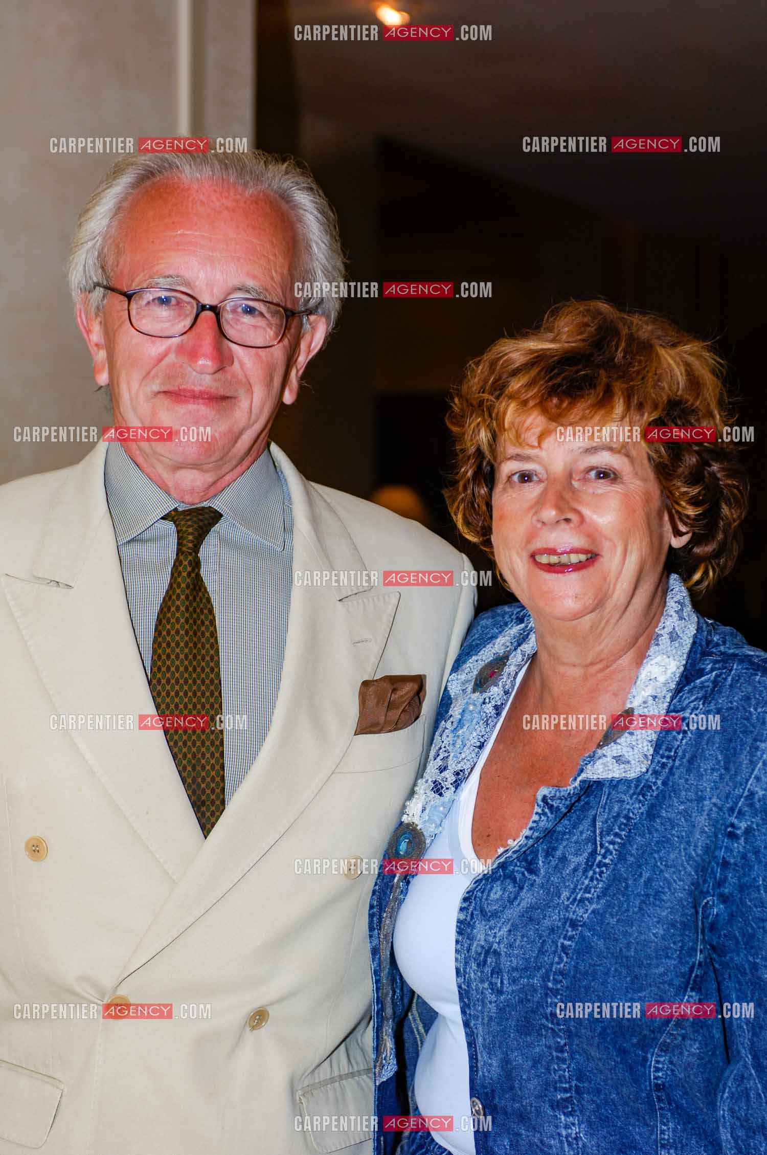 La journaliste Michèle Cotta et son mari Philippe Barret lors du festival du film à Djerba en Tunisie les 29 et 30 avril 2006.  ( Exclusif )