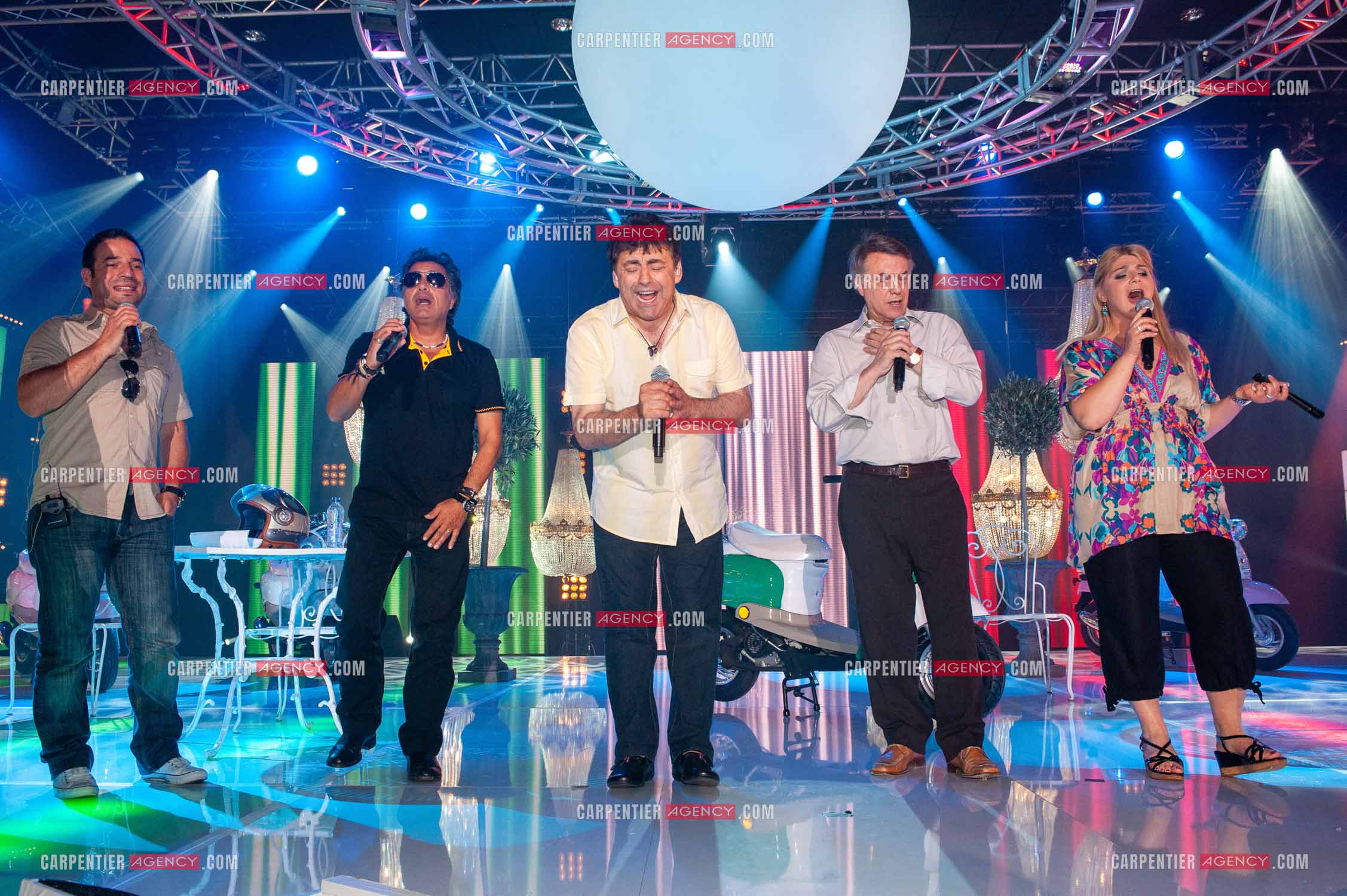 Émission spéciale en Belgique réunissant les Italianos Belges. Mario Barravecchia, Frédéric François, Claude Barzotti, Salvatore Adamo, et Sandra Kim.     ( Exclusif )