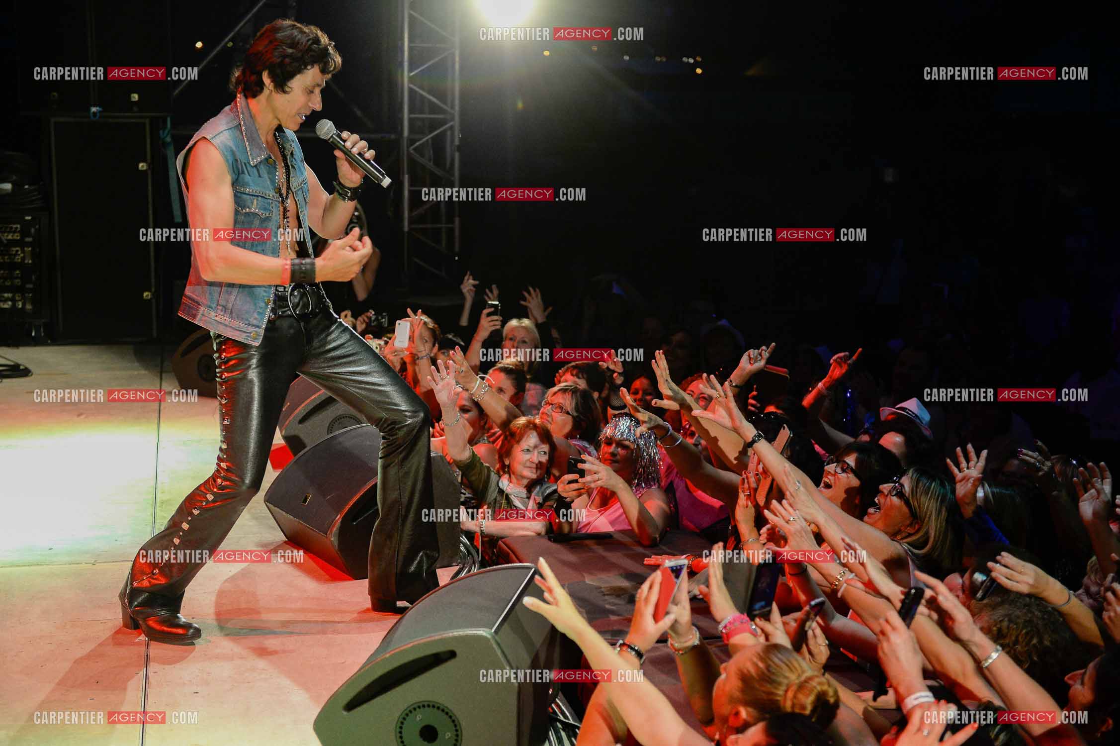 Le chanteur Jean-Luc Lahaye en concert. Artiste de la tournée STARS 80.        ( Exclusif )