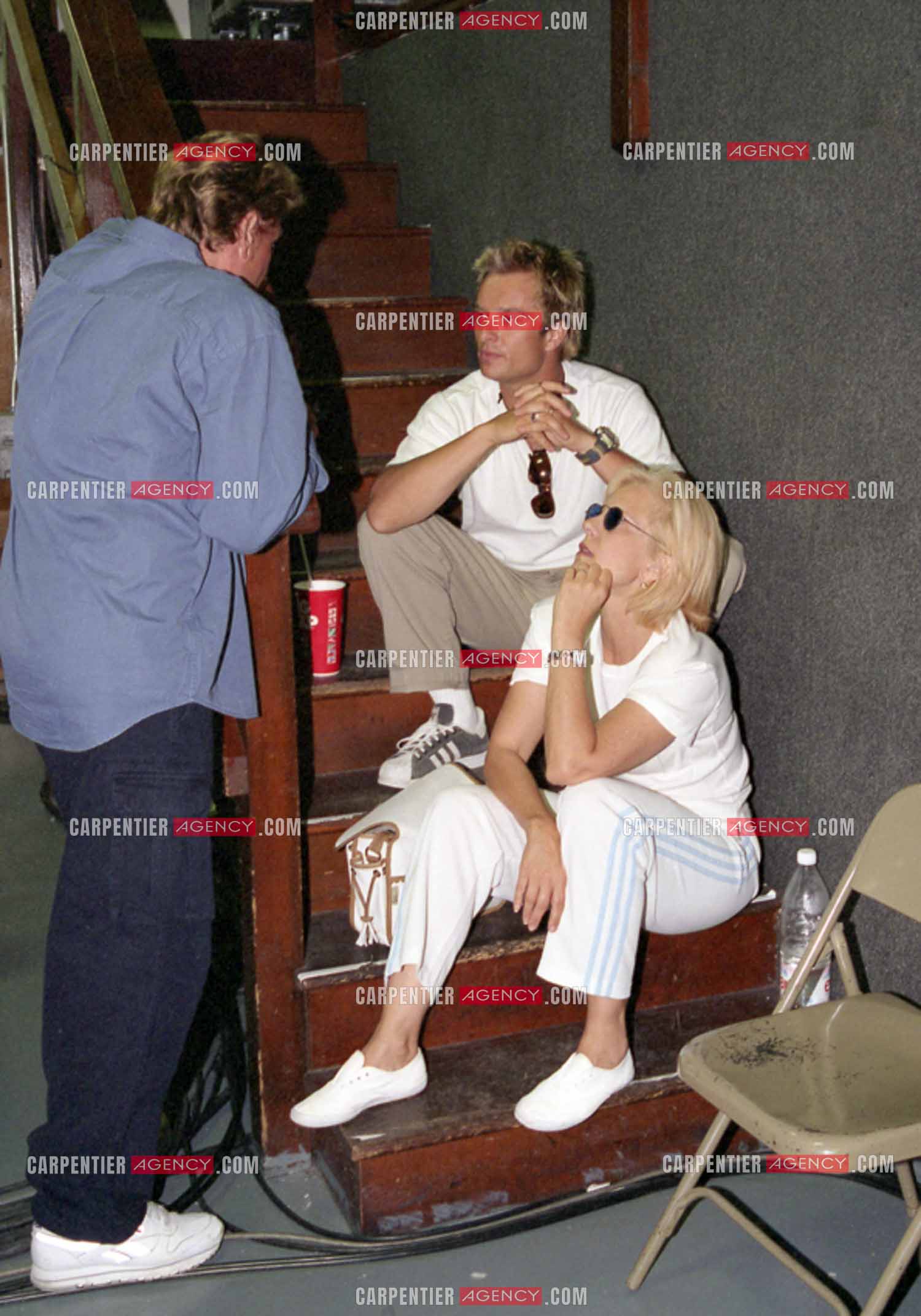 Le chanteur Johnny Hallyday lors des répétitions le 01 septembre 1998 avant ses trois concerts au Stade de France.Johnny avec son fils David Hallyday et son ex femme Sylvie Vartan.