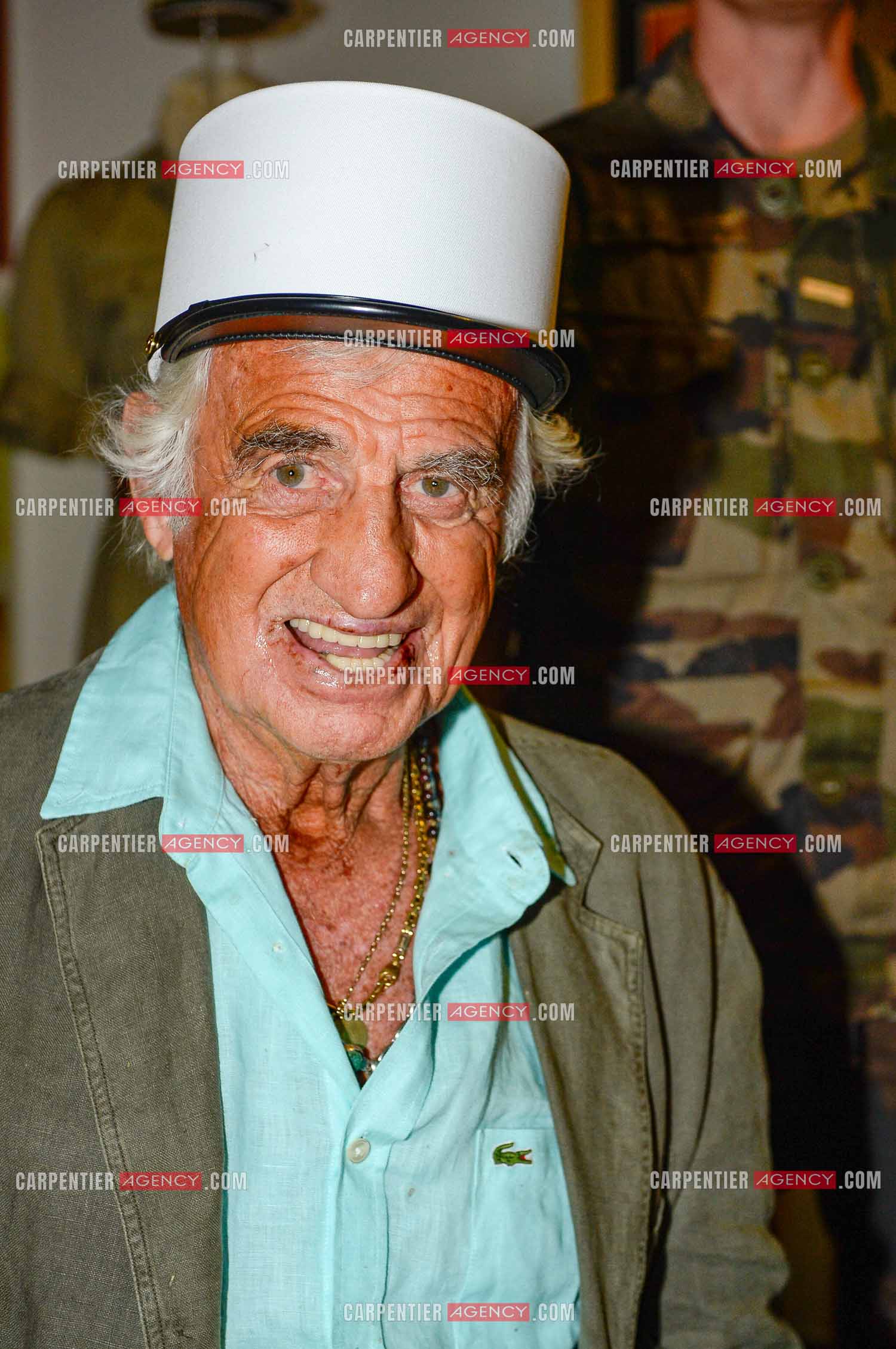 Sur le parrainage de Monsieur Jean-Paul BELMONDO le musée de la Légion étrangère à Aubagne accueille jusqu’au 27 août 2017, une exposition inédite sur le thème : “ Légion et cinéma, quand le 7e art s’empare du képi blanc “. Jean-Paul Belmondo et son ami l'acteur Charles Gérard au musée de la Legion étrangère.