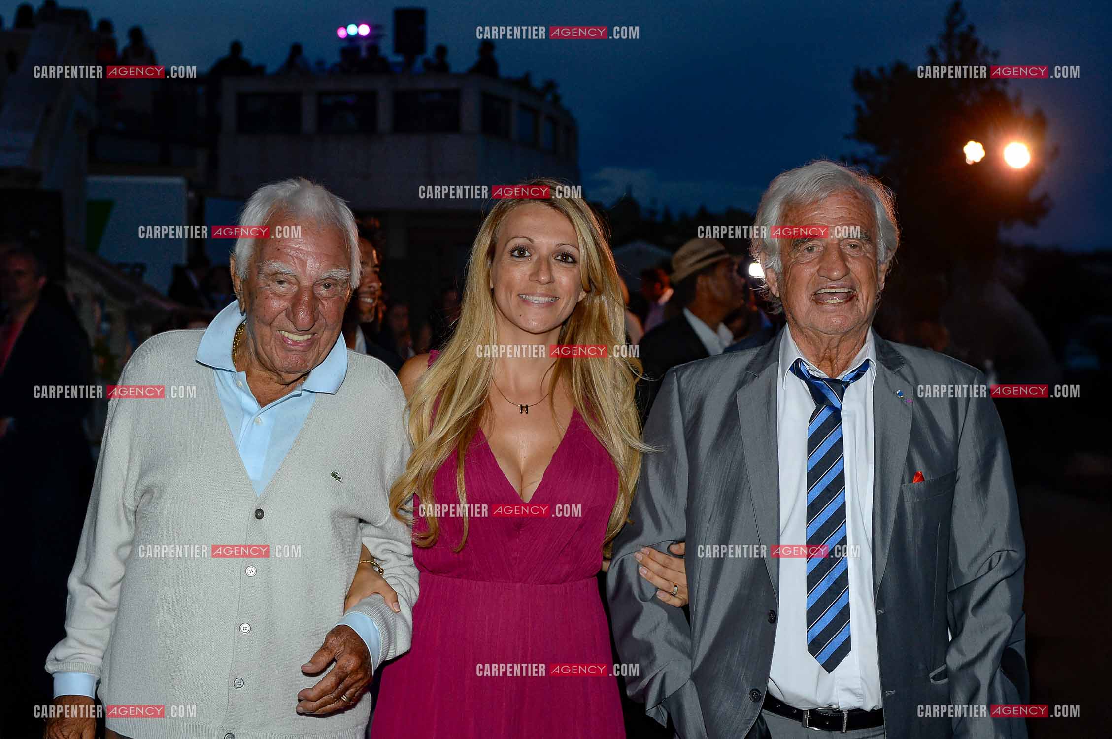 La ville de Marseille fête la carrière de l'acteur Jean-Paul Belmondo  lors d'une exposition qui lui ait consacrée au Château de la Buzine. Cet évènement se déroule en présence de Monsieur Jean-Paul Belmondo, et de nombreux amis de la star venus tout spécialement à Marseille pour participer à l’hommage qui lui est rendu. Valérie Fédèle la  directrice du Château entourée des deux acteurs Charles Gérard et Jean-Paul Belmondo.  ( Exclusif )