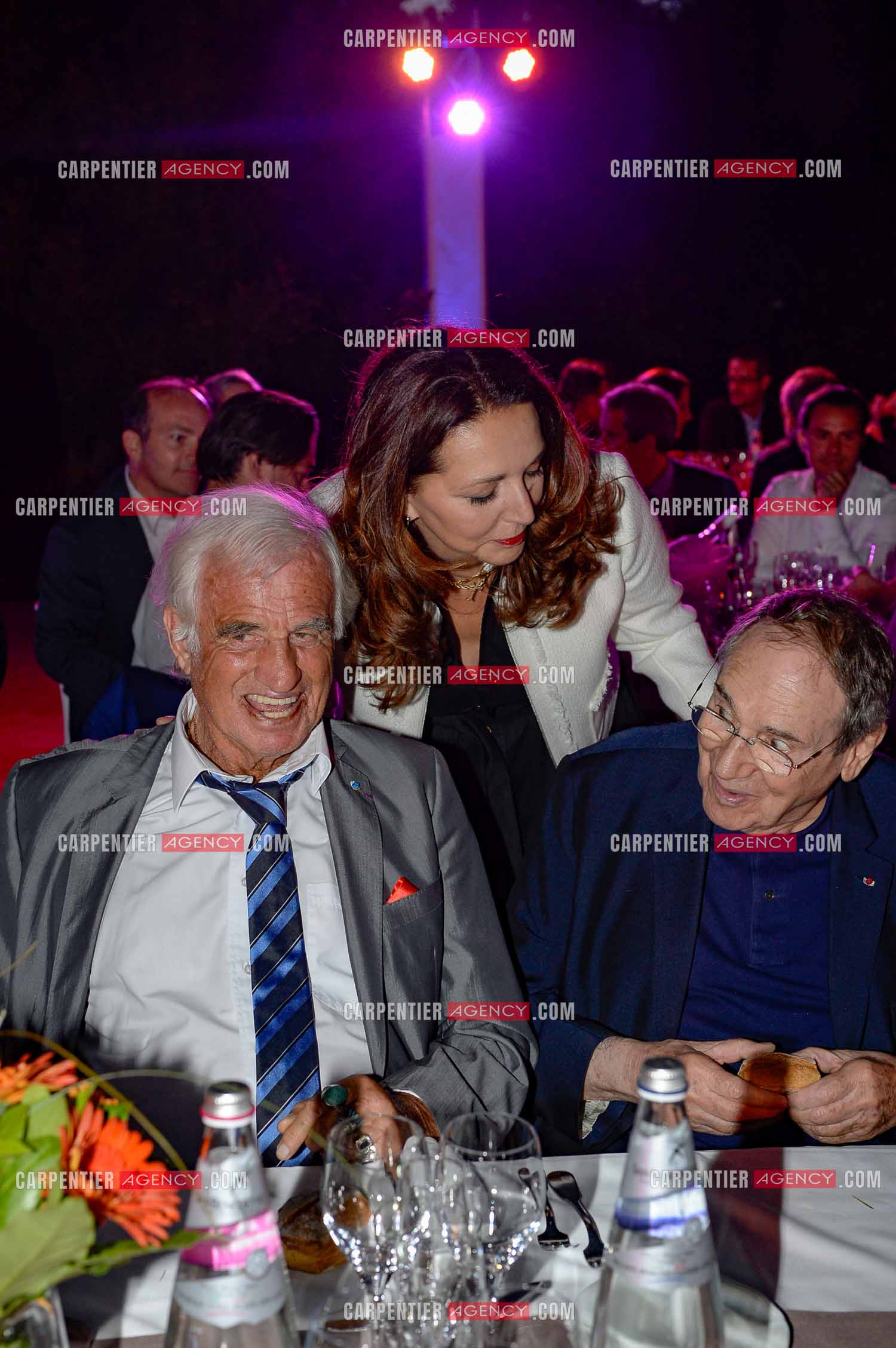 La ville de Marseille fête la carrière de l'acteur Jean-Paul Belmondo  lors d'une exposition qui lui ait consacrée au Château de la Buzine. Cet évènement se déroule en présence de Monsieur Jean-Paul Belmondo, et de nombreux amis de la star venus tout spécialement à Marseille pour participer à l’hommage qui lui est rendu.