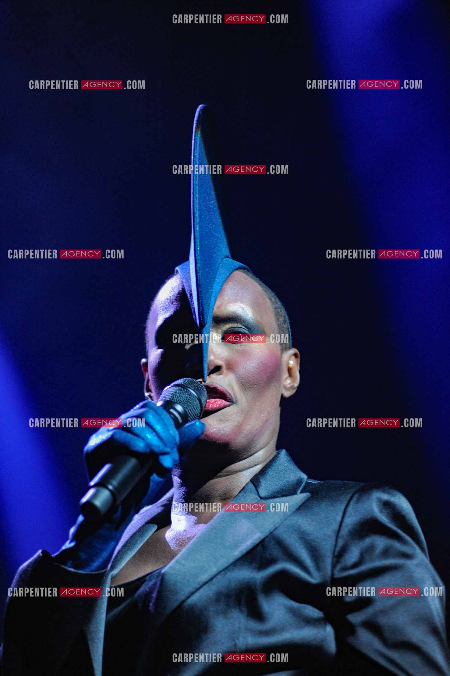 La chanteuse Grace Jones en concert à Bruxelles le 16 mars 2009.  ( Exclusif )