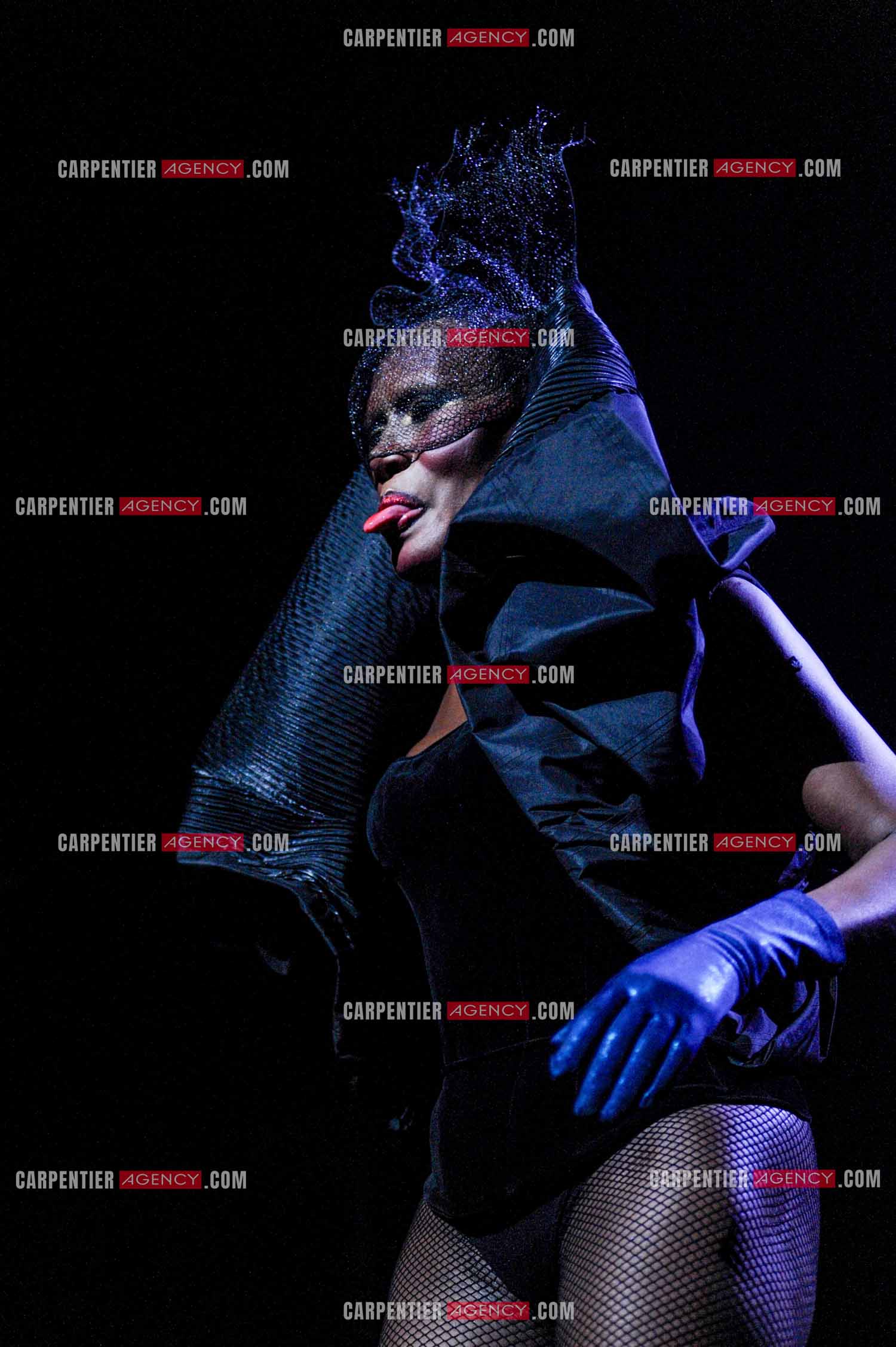 La chanteuse Grace Jones en concert à Bruxelles le 16 mars 2009.  ( Exclusif )