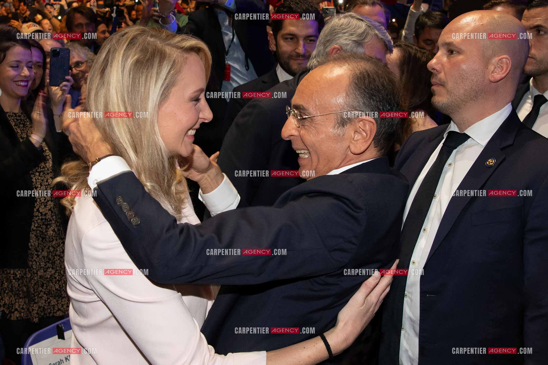 Alliance entre Marion Maréchal et Éric Zémour au Zénith de Toulon en 2022.