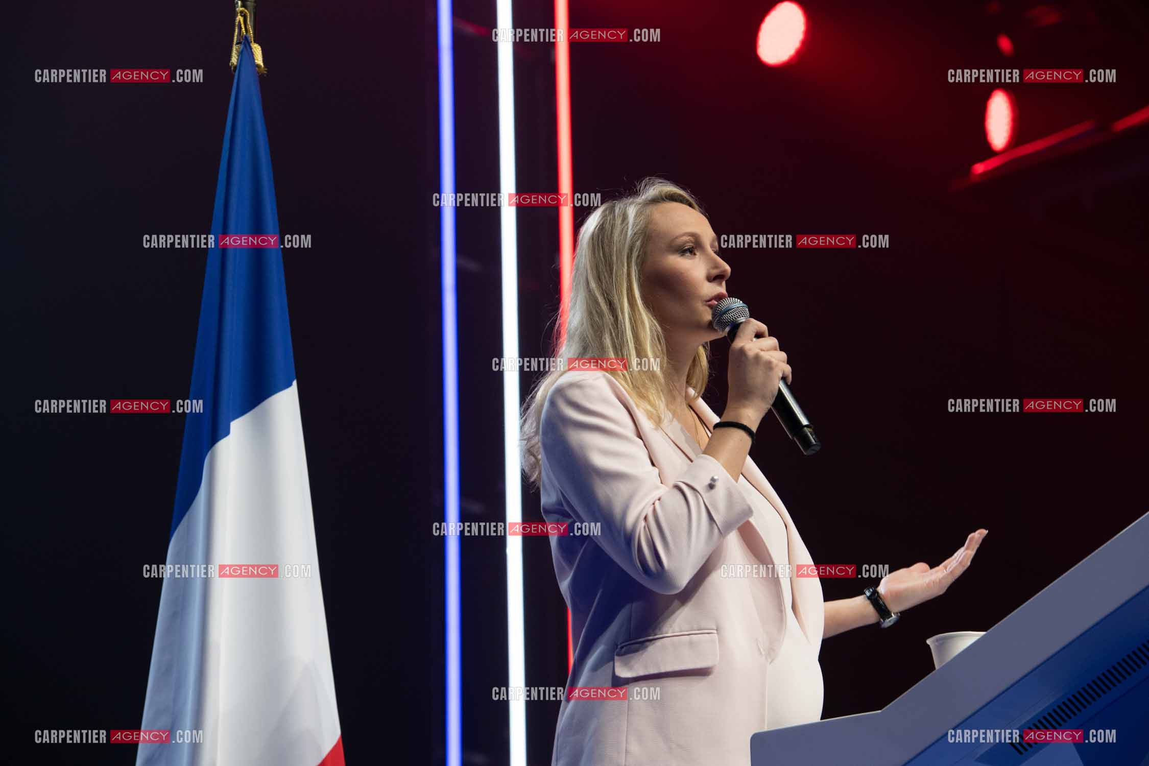 Alliance entre Marion Maréchal et Éric Zémour au Zénith de Toulon en 2022.