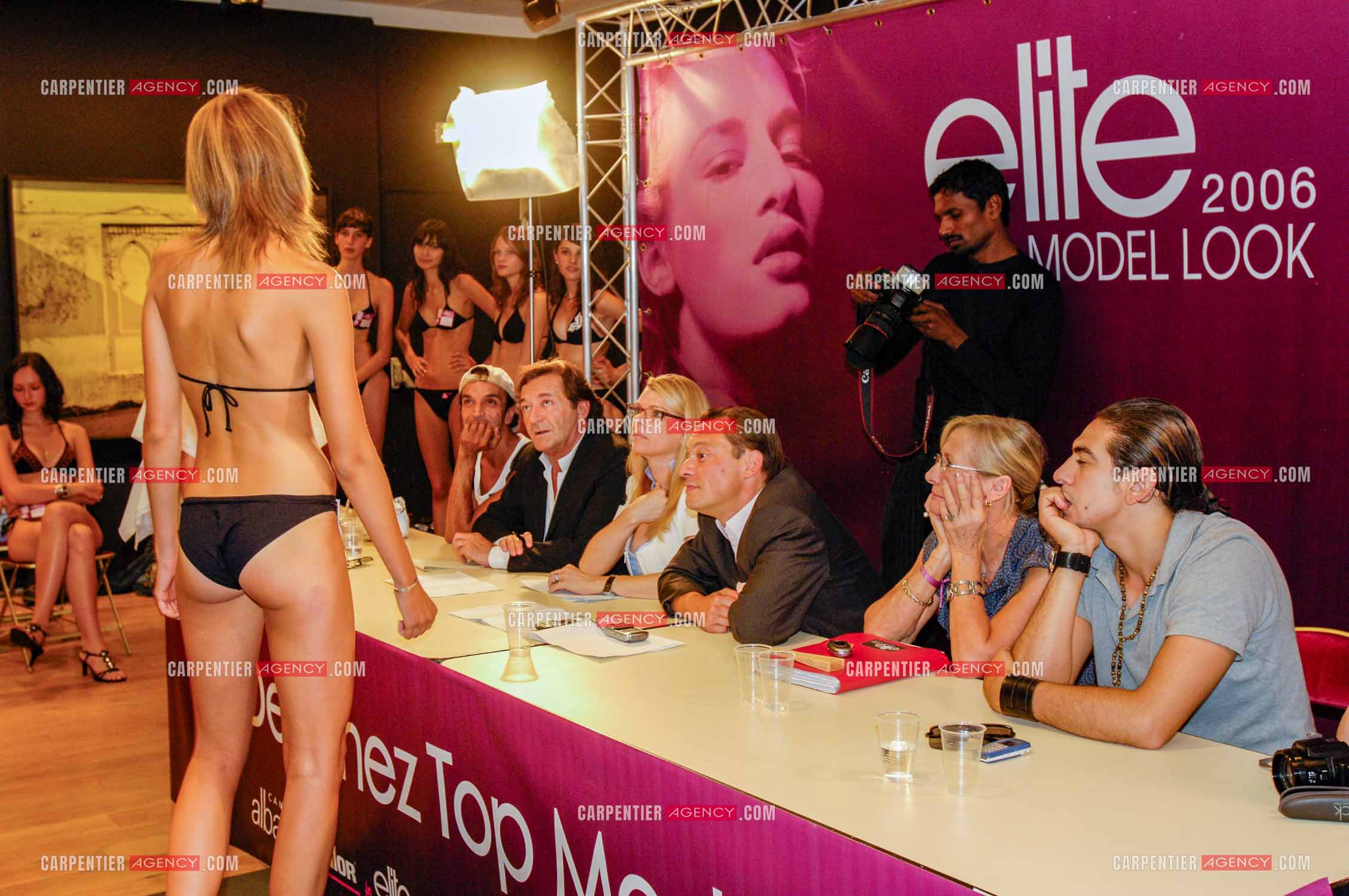 Premier casting sous le regard de Gérald Marie pour être sélectionné dans  l'agence Elite Model Look aux Galerie Lafayette à Paris en 2006.  ( Exclusif )