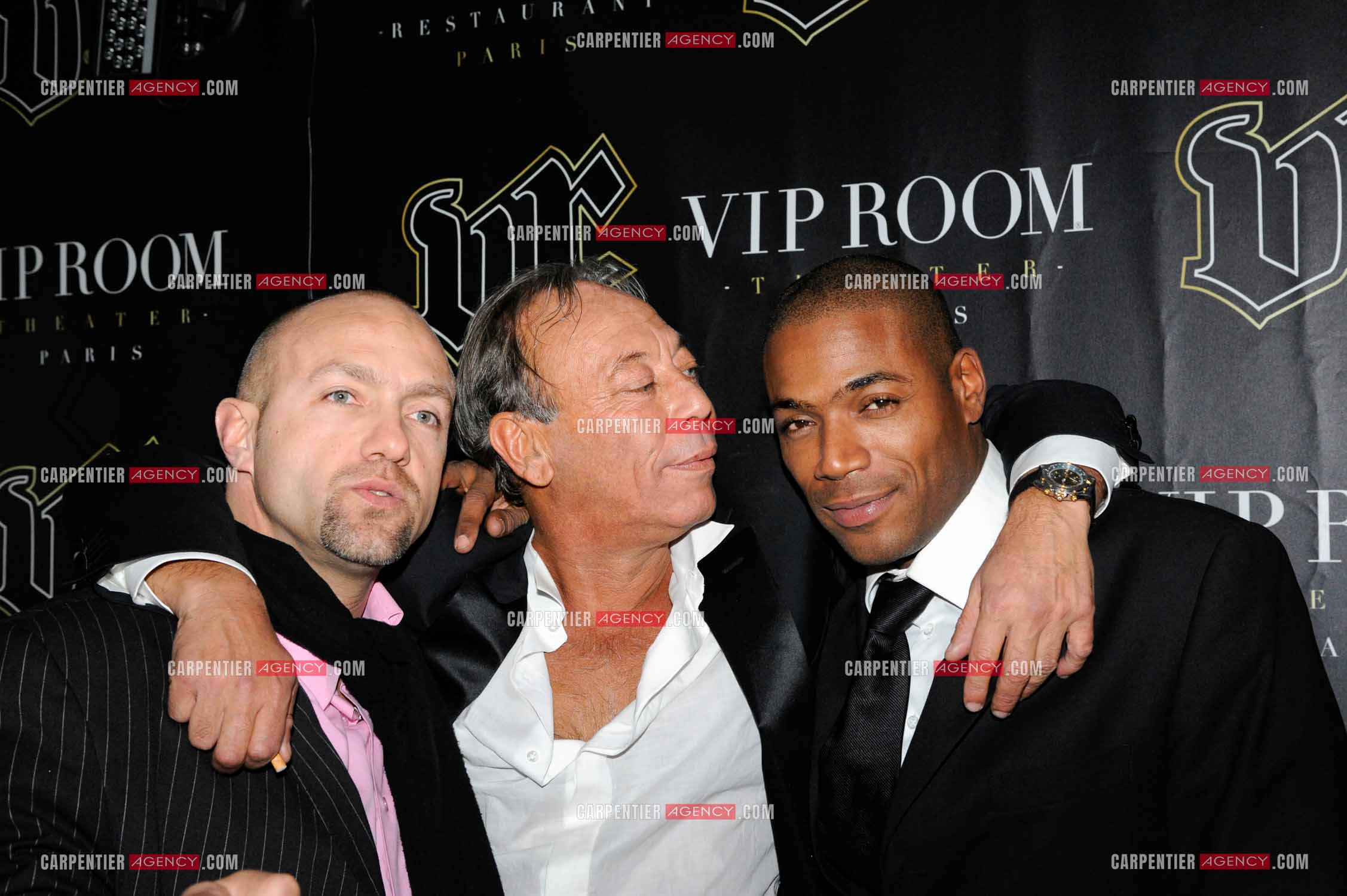 Franck Couecou le responsable de la marque de Moët & Chandon fête son départ à la retraite au VIP de Paris. Autour de lui, Lord Kossity.        ( Exclusif )