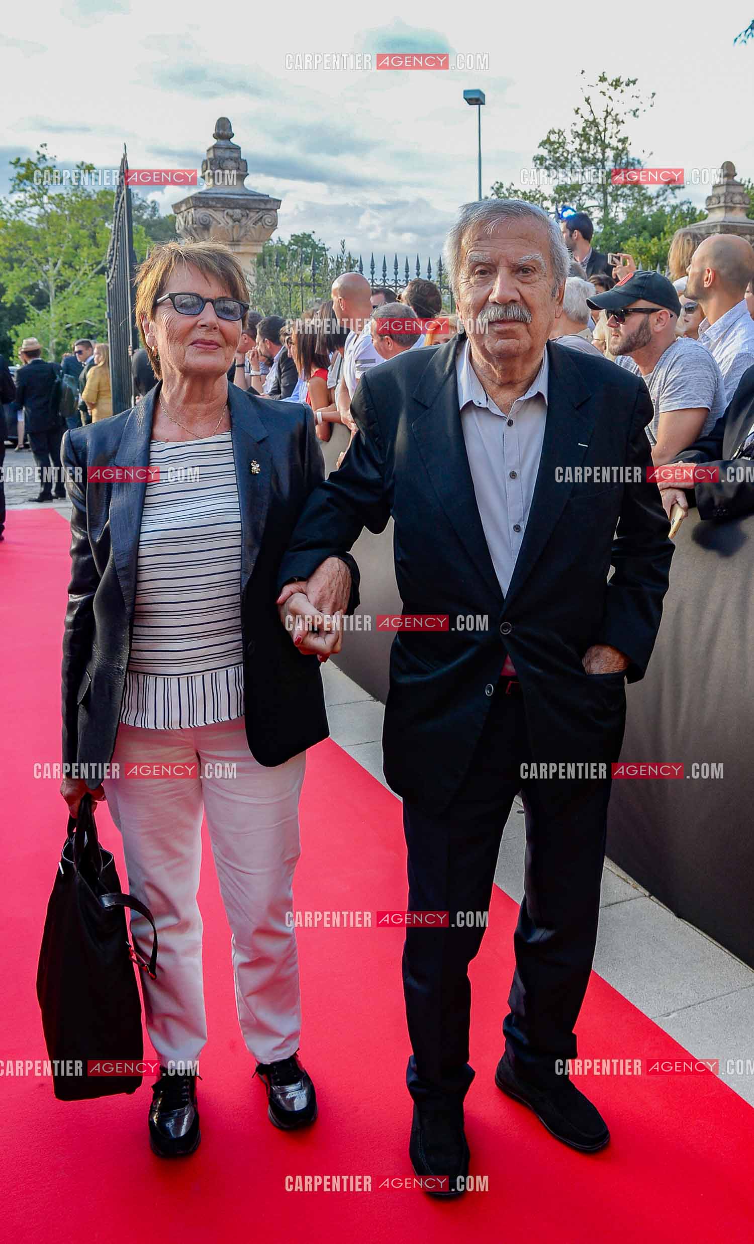 L'acteur Charly Koubesserian  et sa femme Marie France lors de l'hommage à Jean-Paul Belmondo au Chateau de la Buzine en 2017.