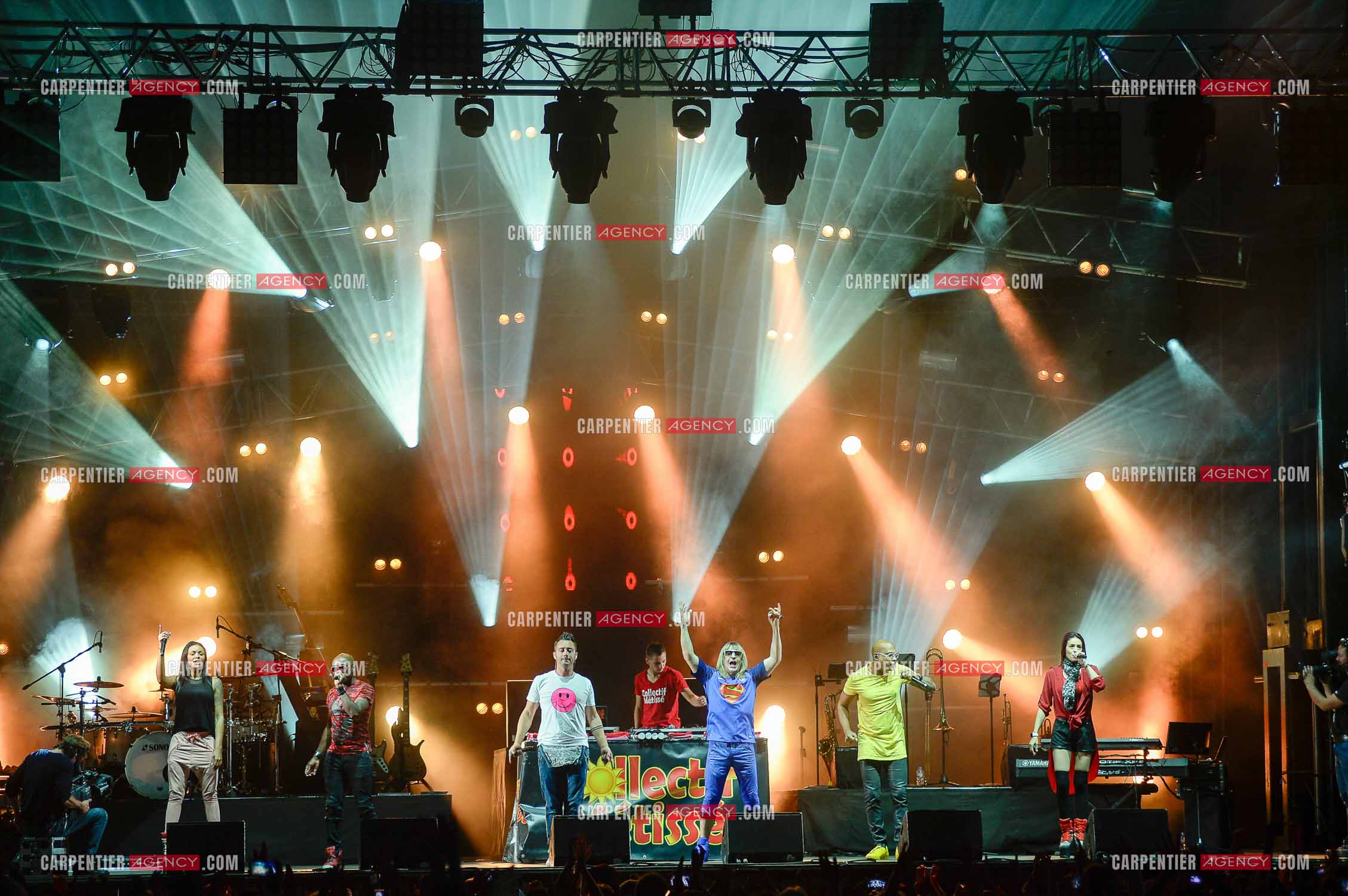 Le groupe COLLECTIF METiSSE en concert à Trélazé en 2016.