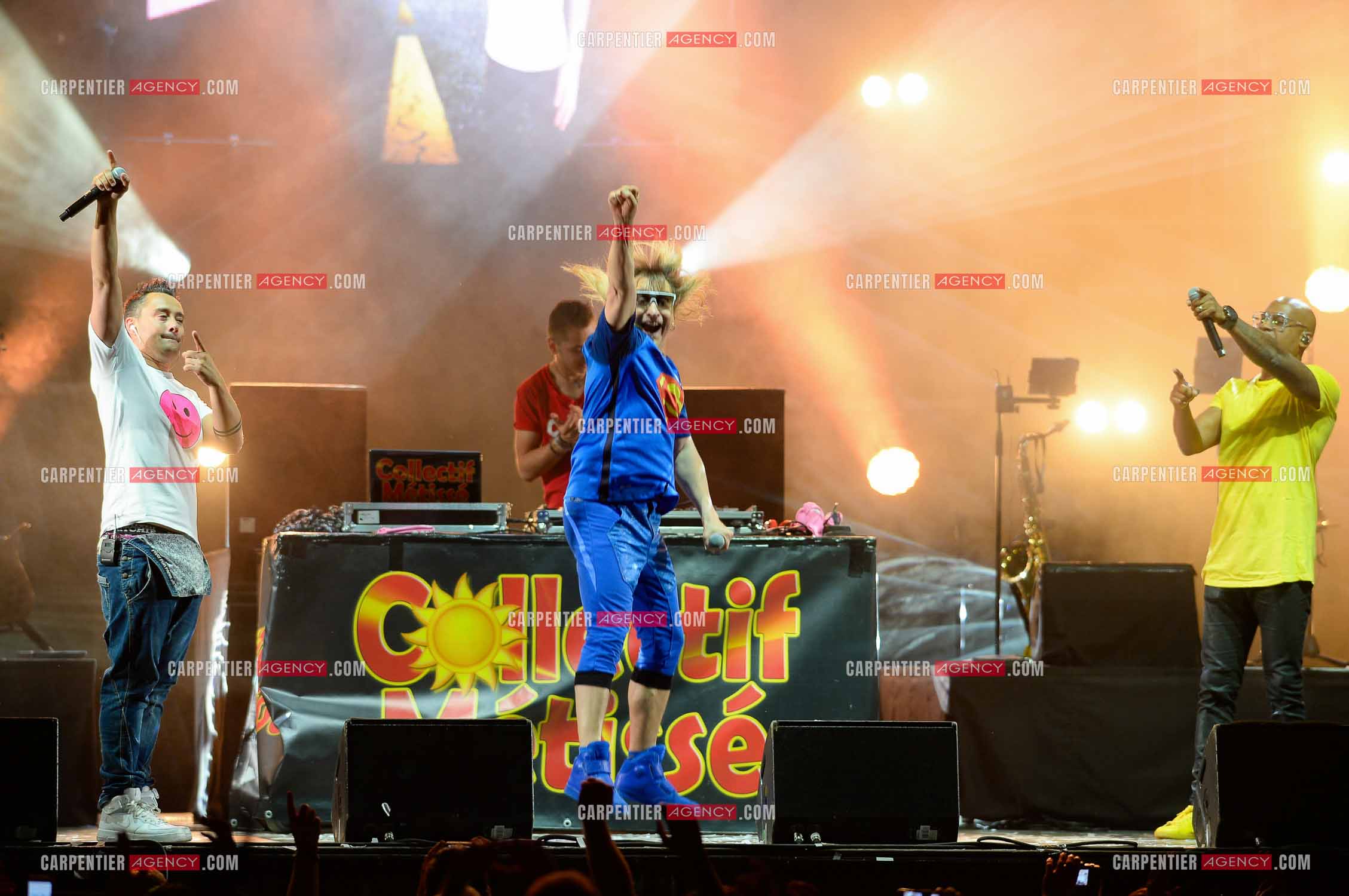 Le groupe COLLECTIF METiSSE en concert à Trélazé en 2016.