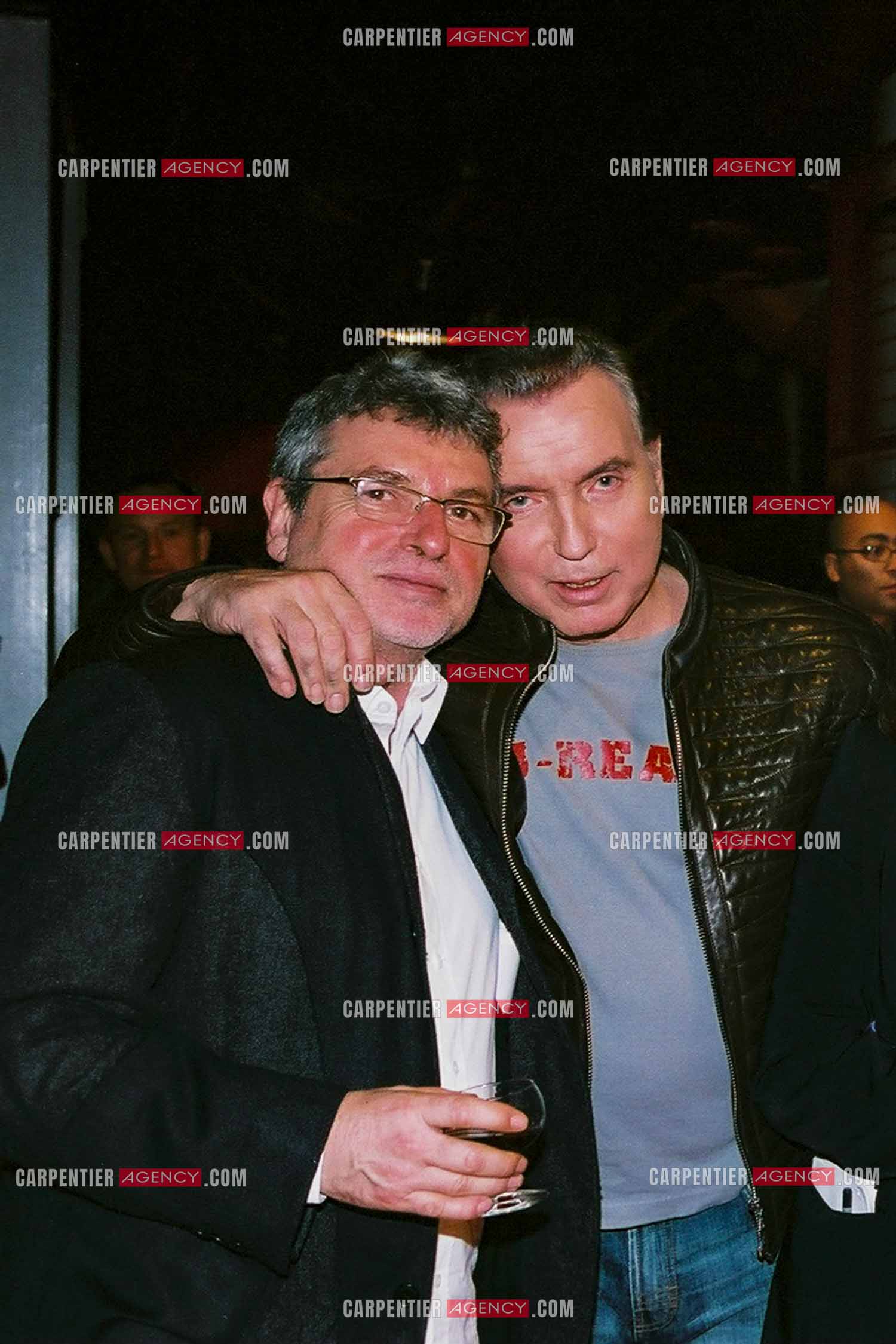 Daniel Colling et son ami le chanteur Bernard Lavillier. (Exclusif )