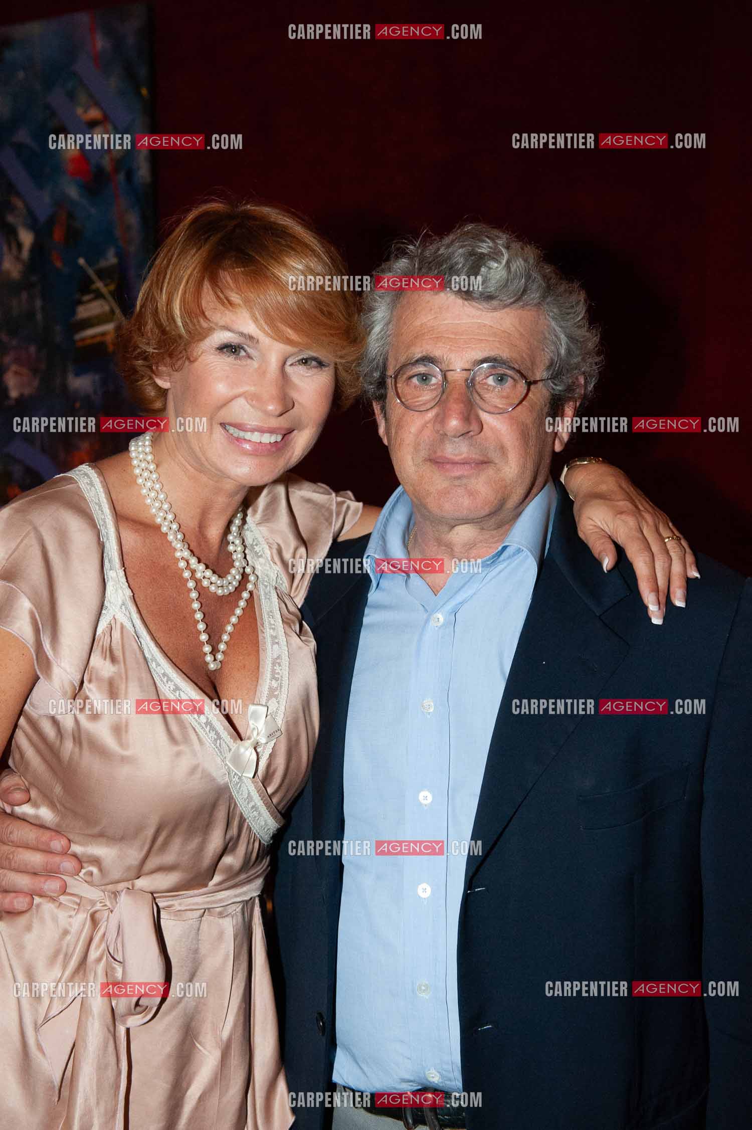 Michel Boujenah et Marlène Mourreau au Casino de Paris pour une soirée caricative.    ( Exclusif )