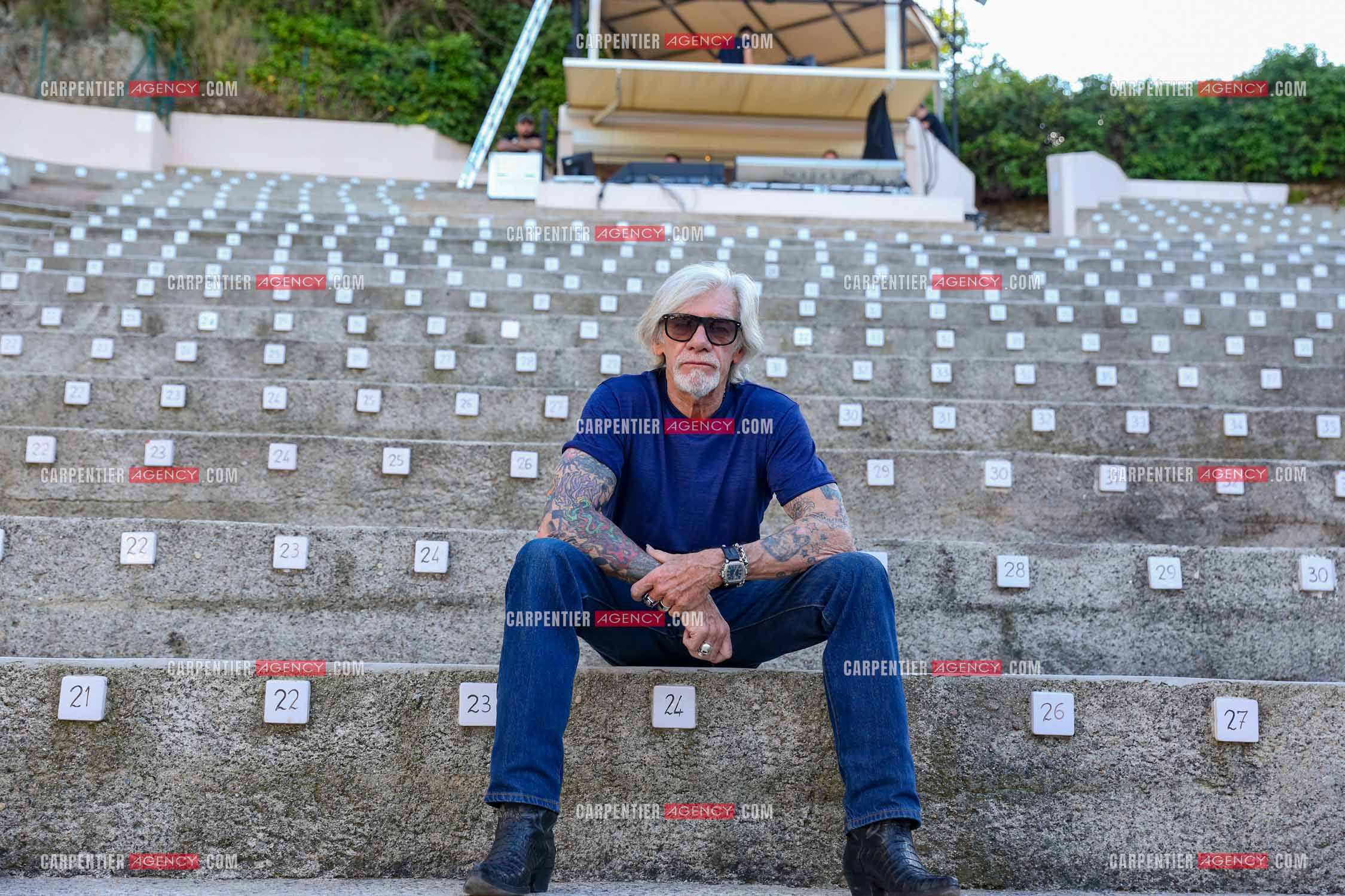 Le chanteur Pierre Billon au théâtre de verdure a Ramatuelle.  ( Exclusif )