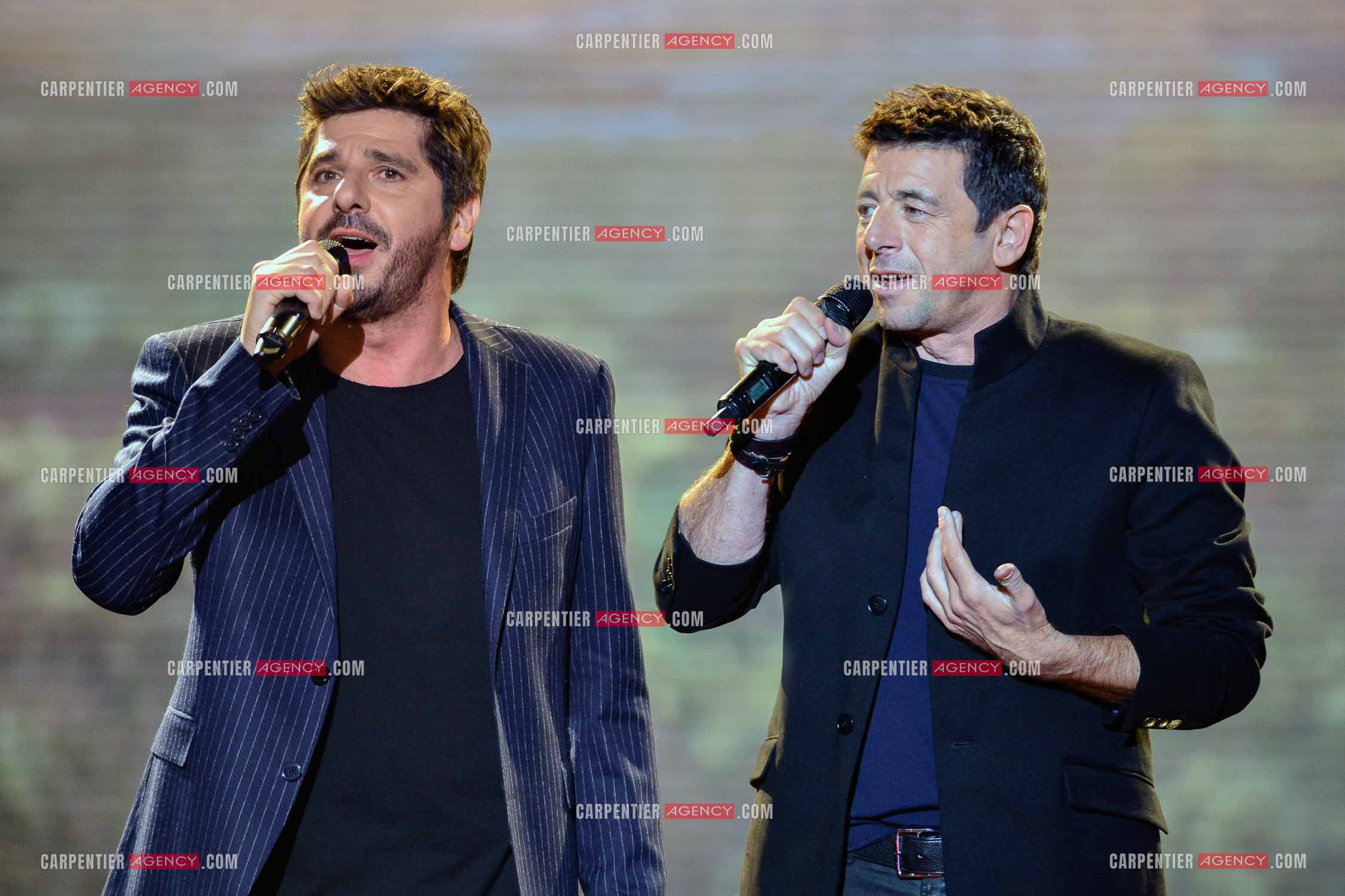 Les chanteurs Patrick Fiori et Patrick Bruel en duo pour interpréter “ CORSICA “.   ( Exclusif )