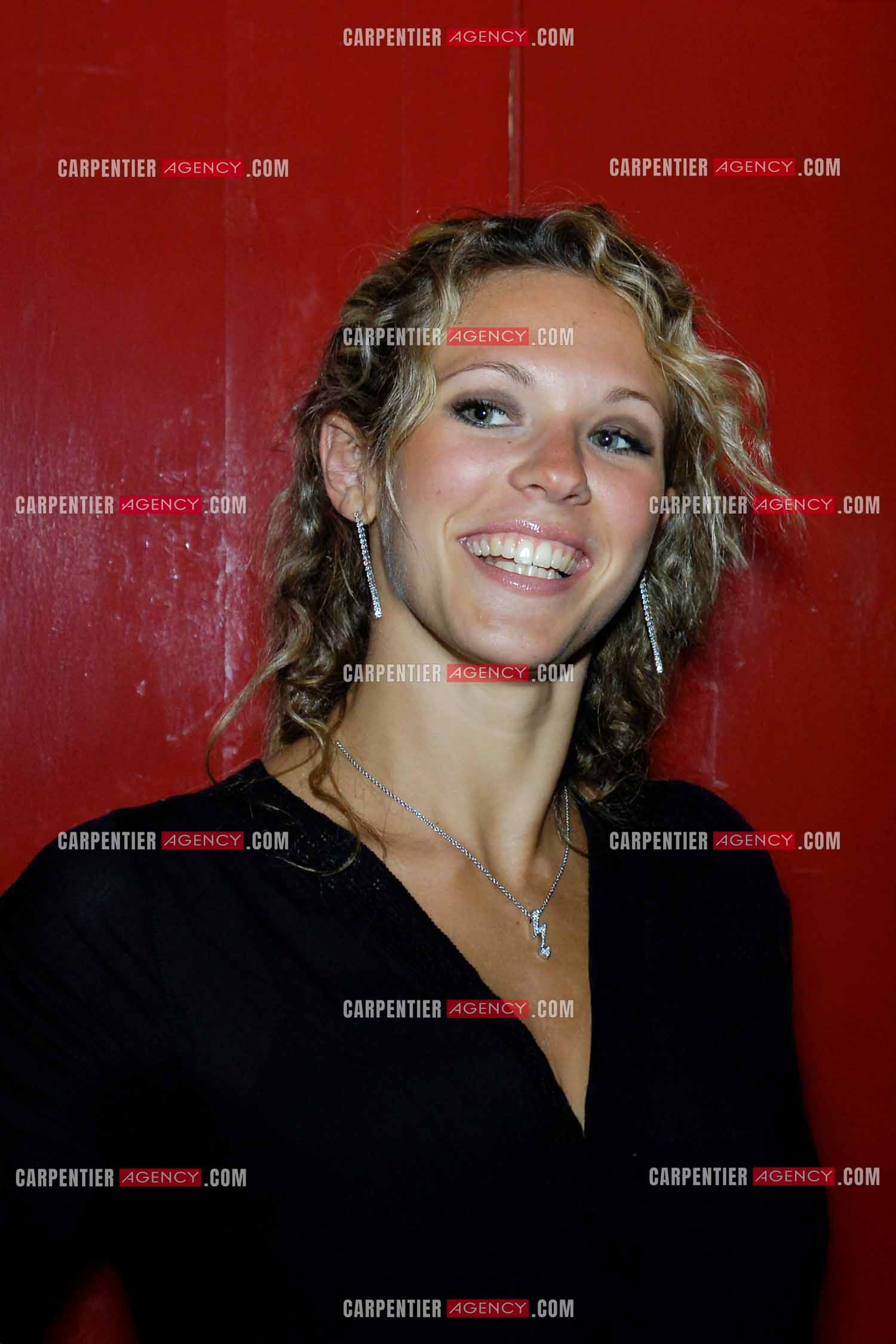 Le chanteur Pierre Garand dit Garou en concert au Zénith de Paris en 2007. La chanteuse Lorie Pester.  ( Exclusif )