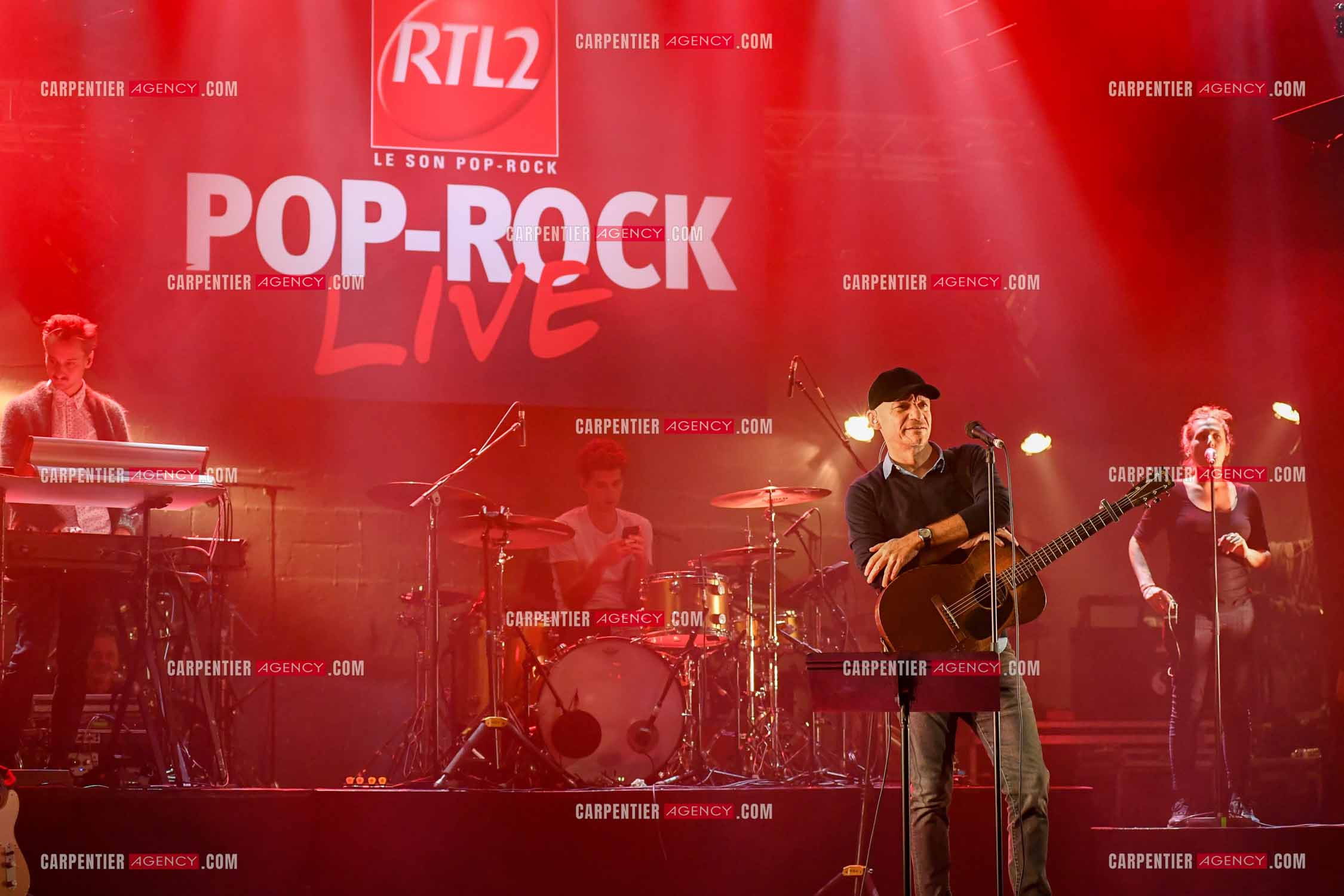 Concert au TRIANON “ POP-ROCK LIVE “ organisé par RTL2 le 05 Octobre 2018 à Paris. Le chanteur Gaëtan Roussel lors des répétitions.   ( Exclusif )