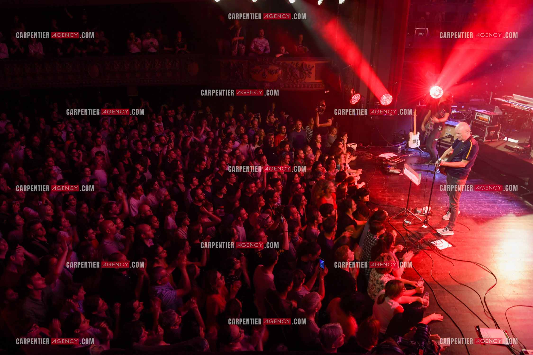 Concert au TRIANON “ POP-ROCK LIVE “ organisé par RTL2 le 05 Octobre 2018 à Paris. Le chanteur Gaëtan Roussel.                 ( Exclusif )