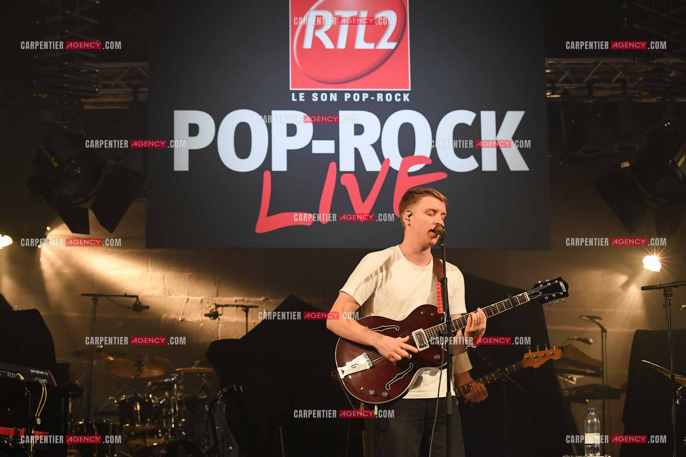 Concert au TRIANON “ POP-ROCK LIVE “ organisé par RTL2 le 05 Octobre 2018 à Paris. Le chanteur George Ezra.                       ( Exclusif )