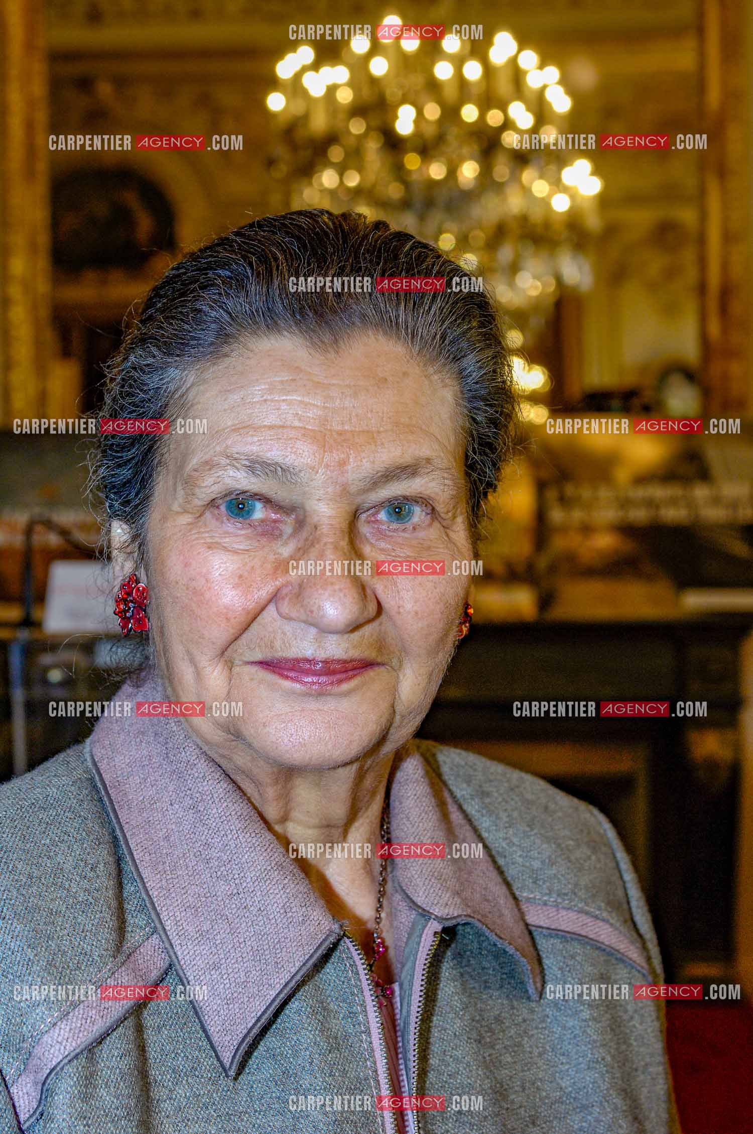 Journée mondiale des orphelins du sida. Portrait de Madame Simone Veil.             ( Exclusif )