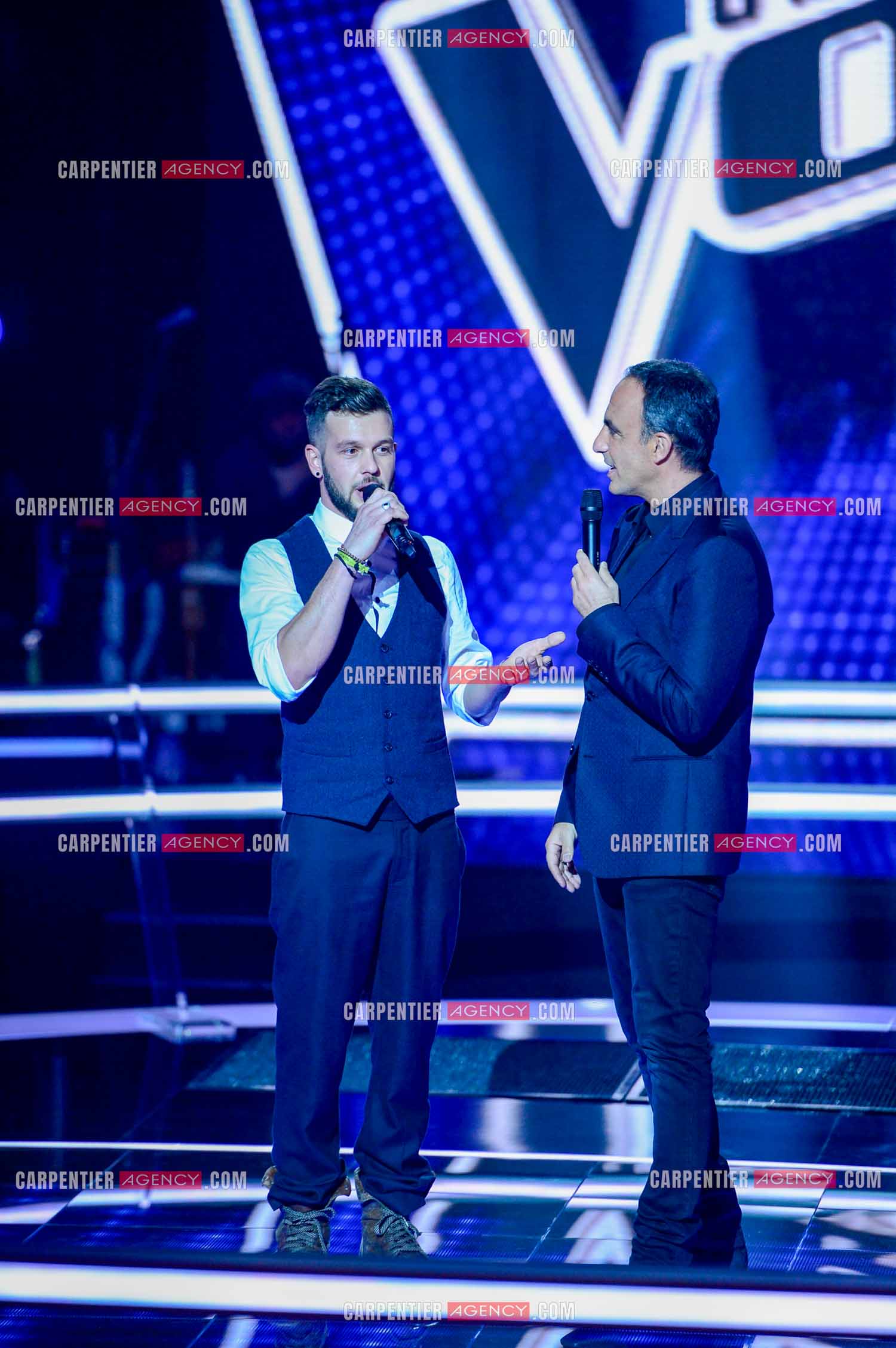 Émission The Voice Saison 5 présentée par l'animateur Nikos Aliagas. Enregistrement des Battles du 5 au 17 Déc 2015. Le candidat Claudio Capéo.  ( Exclusif )