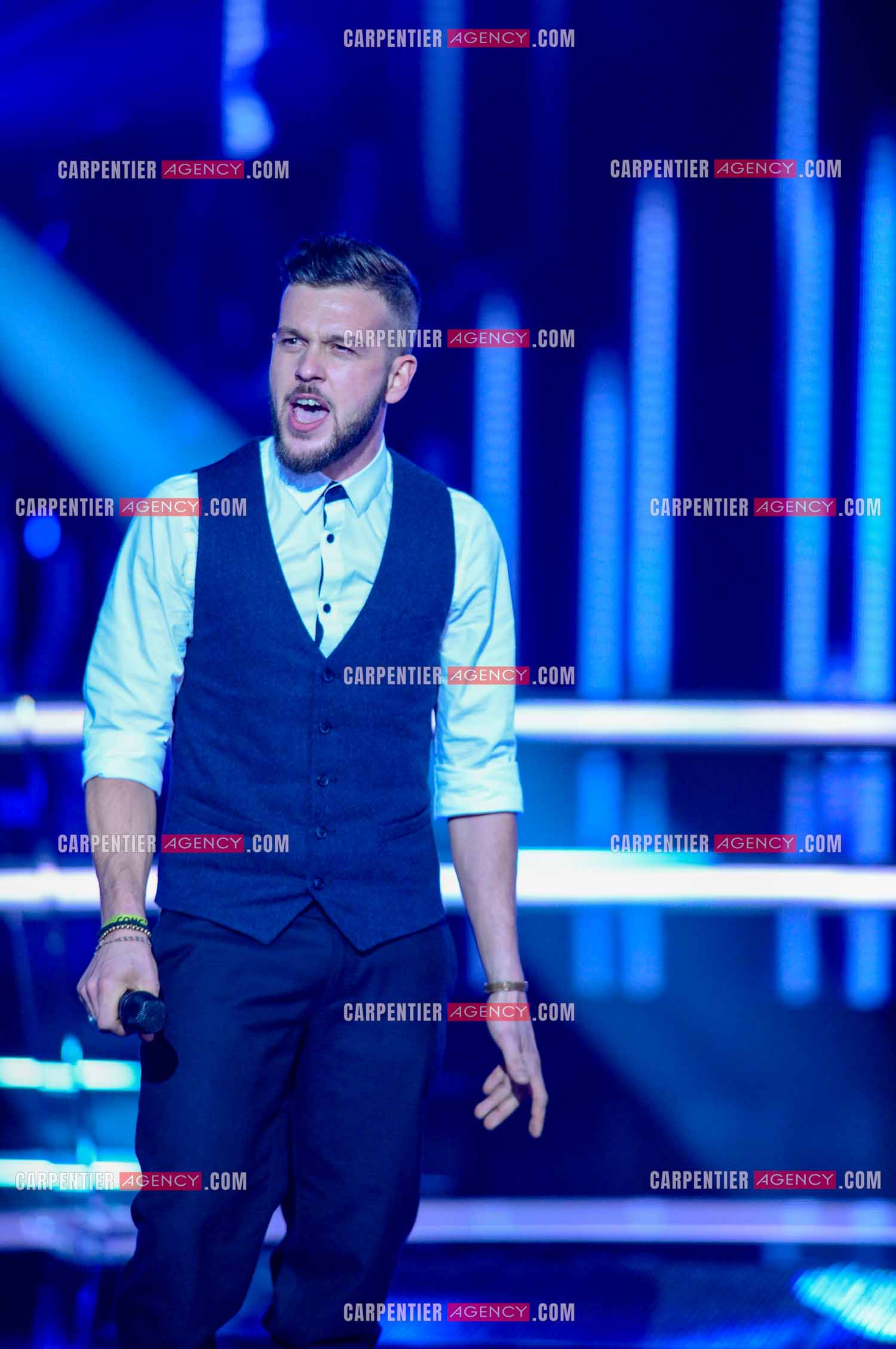 Émission The Voice Saison 5. Enregistrement des Battles du 5 au 17 Déc 2015. Le candidat Claudio Capéo.  ( Exclusif )