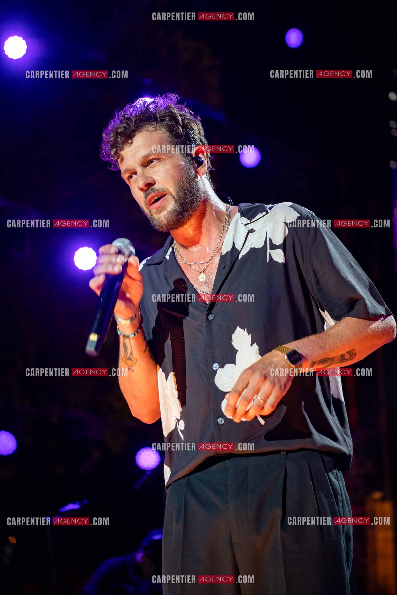 Le chanteur Claudio Capéo en concert à Montpellier.  ( Exclusif )